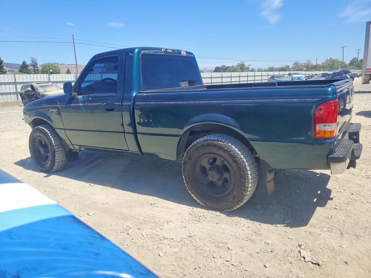 1998 Ford Ranger Green vin: 1FTYR10C5WPA86916