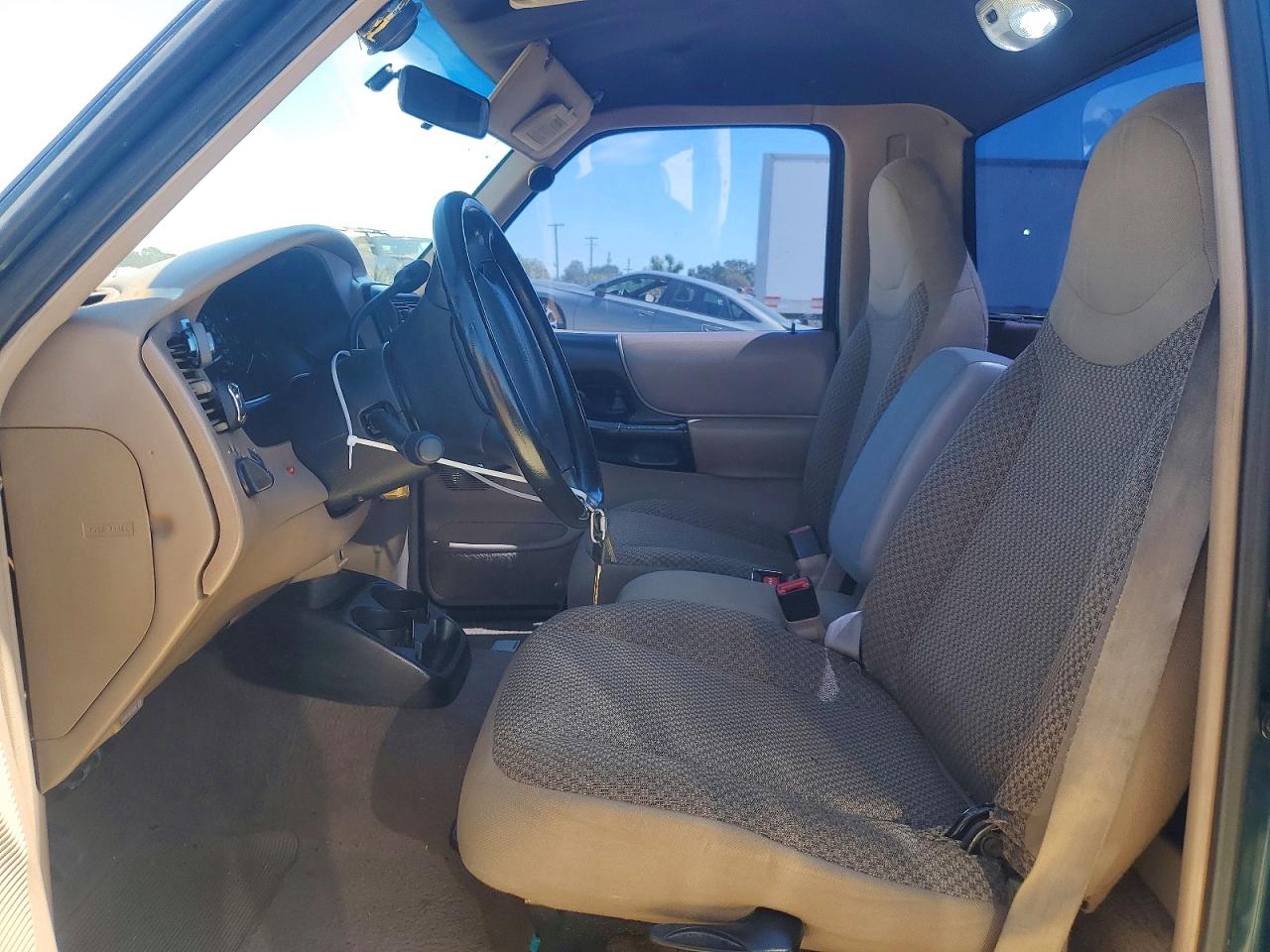 1998 Ford Ranger Green vin: 1FTYR10C5WPA86916