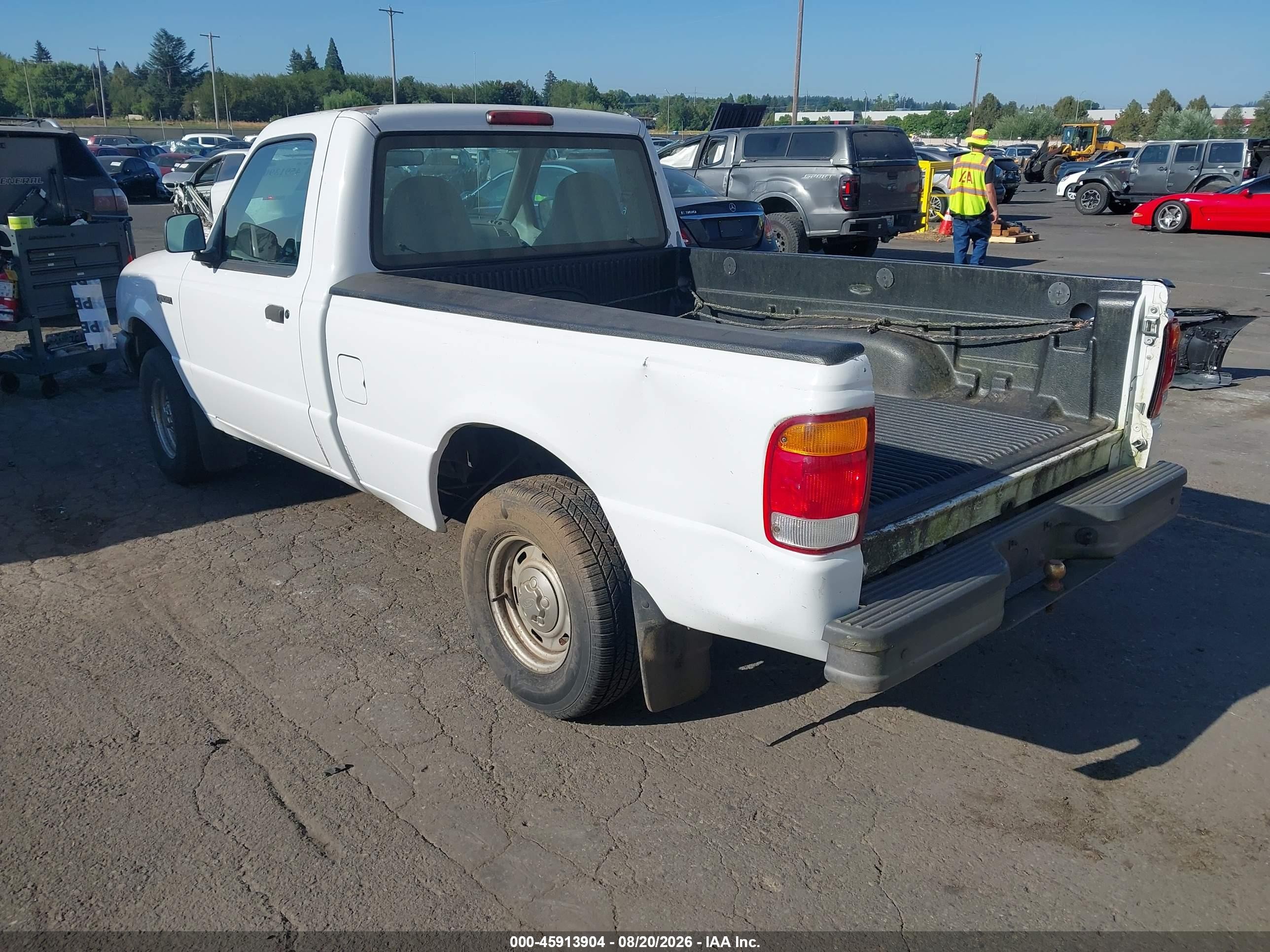 1999 Ford Ranger Xl/xlt White vin: 1FTYR10C5XUB37365