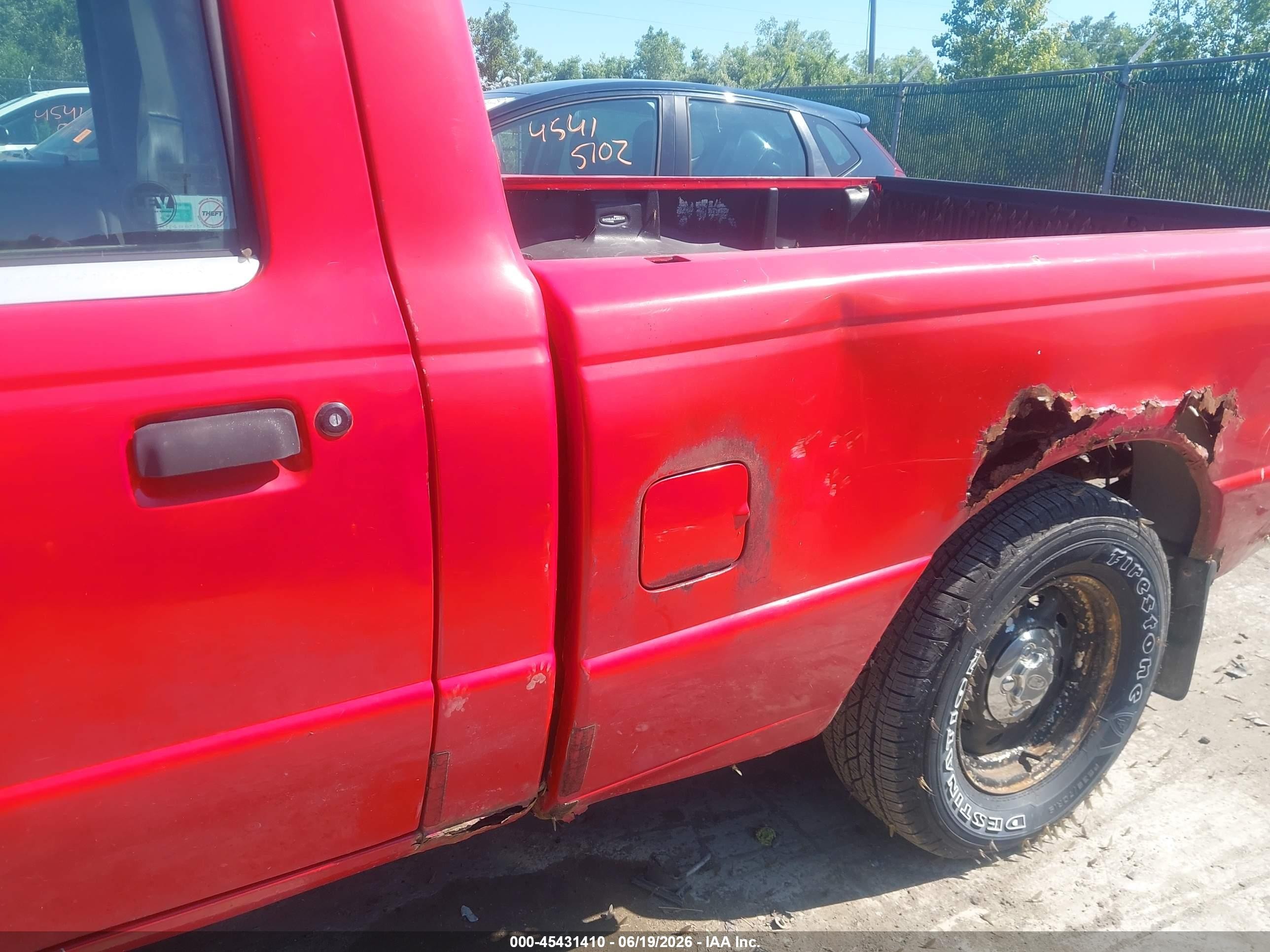 2001 Ford Ranger Xl/xlt Red vin: 1FTYR10C61TA21945