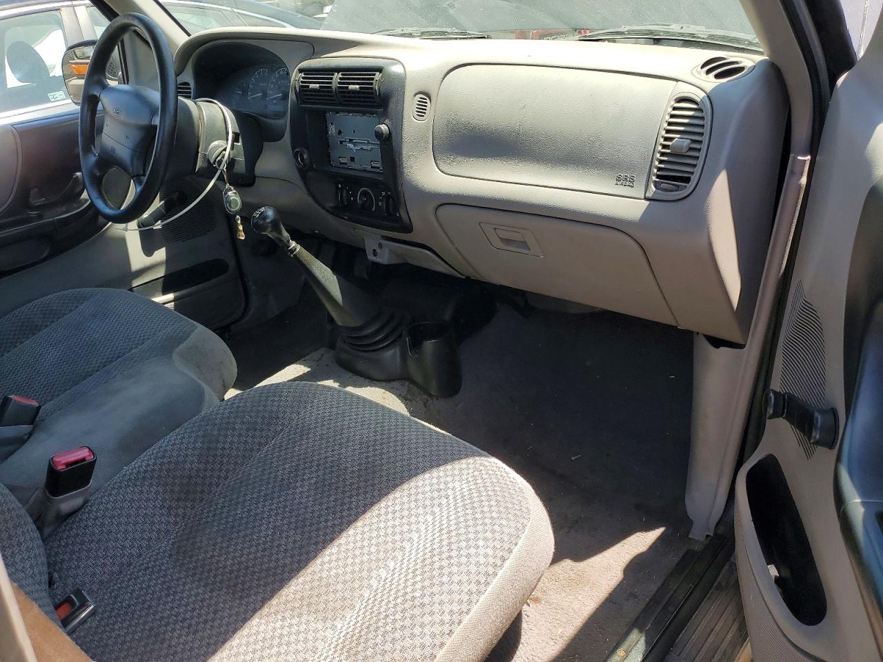 1999 Ford Ranger Black vin: 1FTYR10C6XPB02820