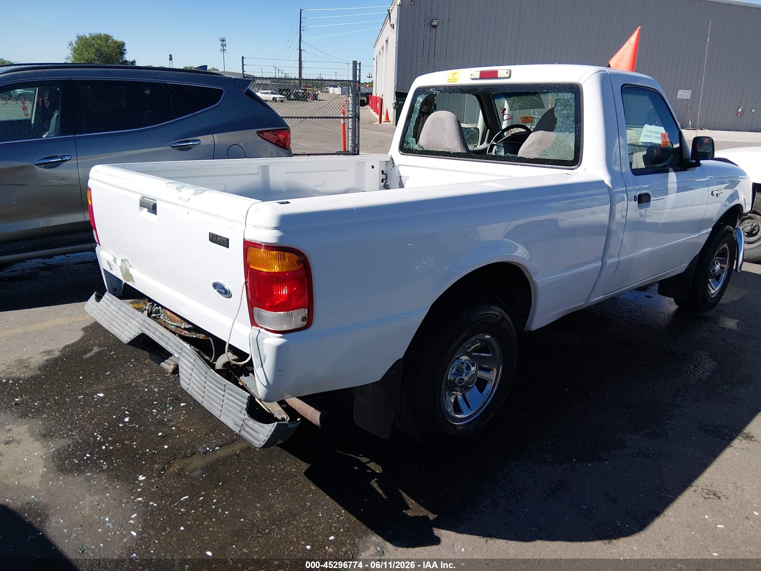1999 Ford Ranger Xl/xlt White vin: 1FTYR10C6XUB72383