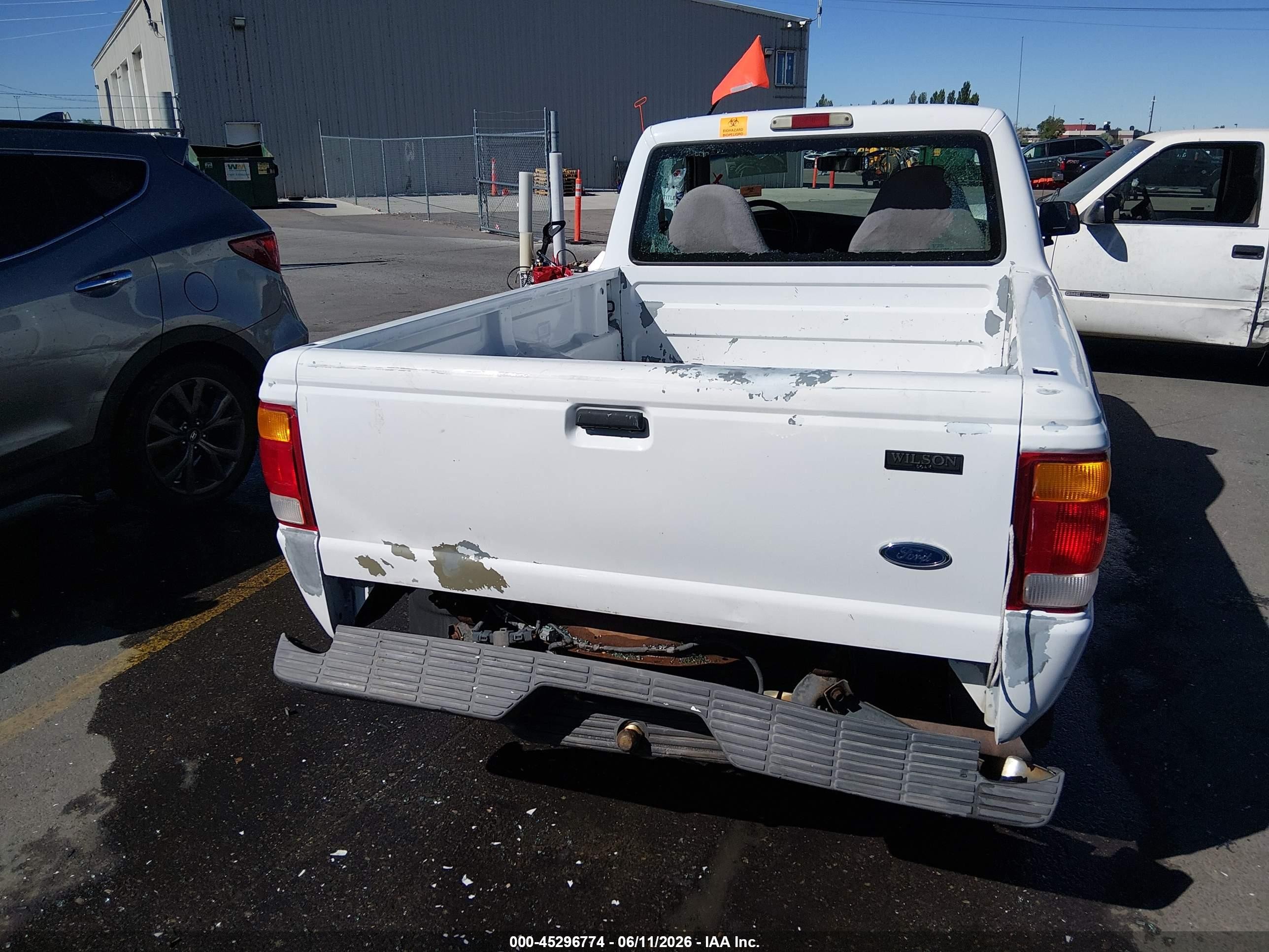 1999 Ford Ranger Xl/xlt White vin: 1FTYR10C6XUB72383