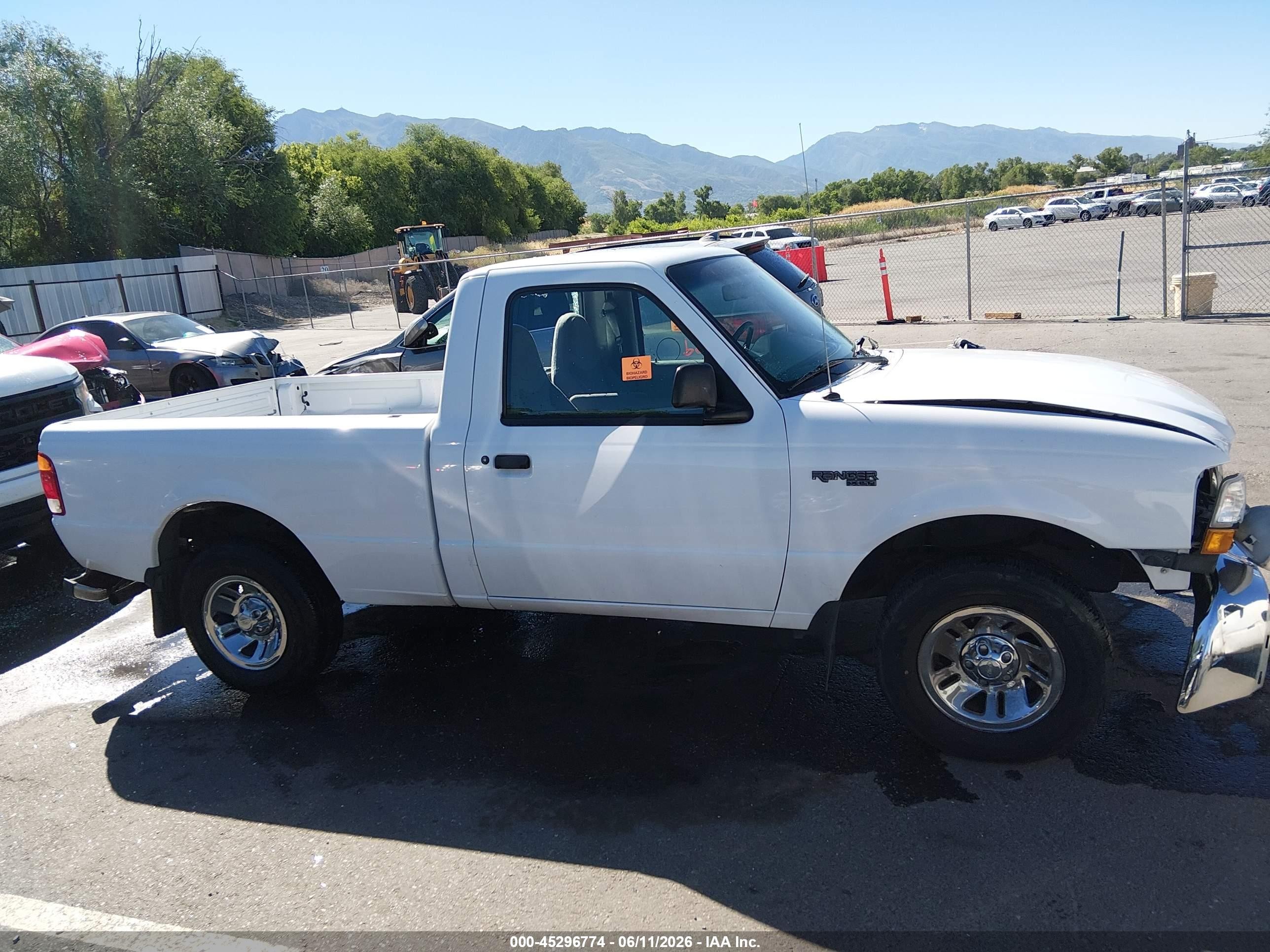 1999 Ford Ranger Xl/xlt White vin: 1FTYR10C6XUB72383