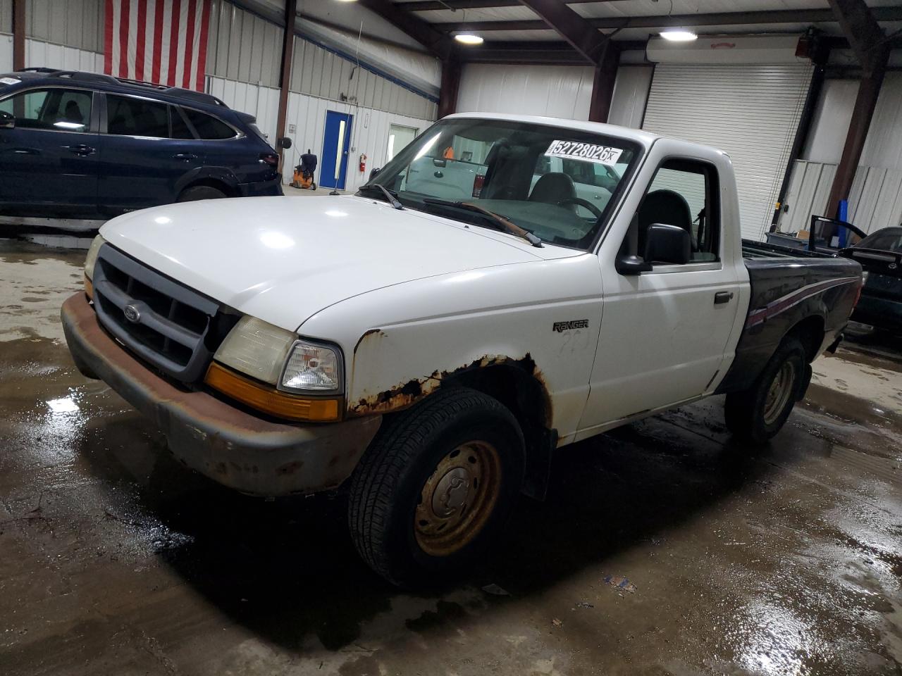 2000 Ford Ranger White vin: 1FTYR10C6YTA35466 Damage: Left Head Lamp, Broken, Replacement Required