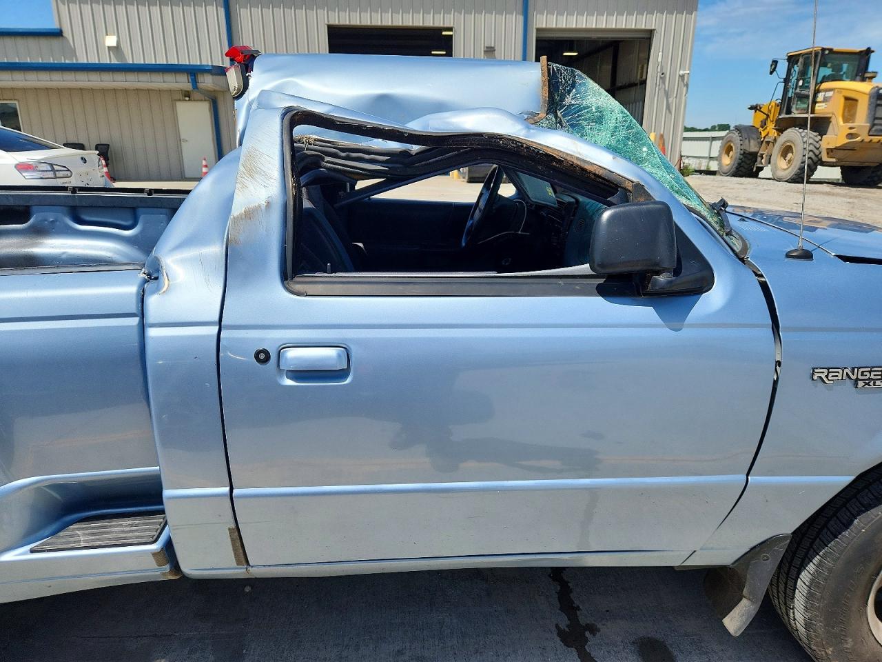 1998 Ford Ranger Blue vin: 1FTYR10C7WPA77764