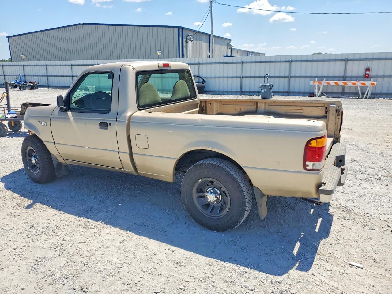1999 Ford Ranger Beige vin: 1FTYR10C7XUB96790