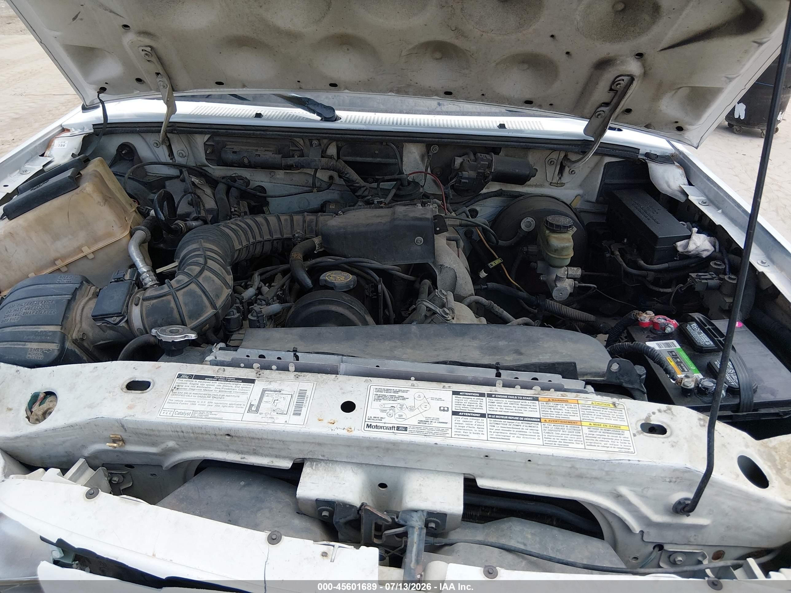 1999 Ford Ranger Xl/xlt White vin: 1FTYR10C8XTA11989