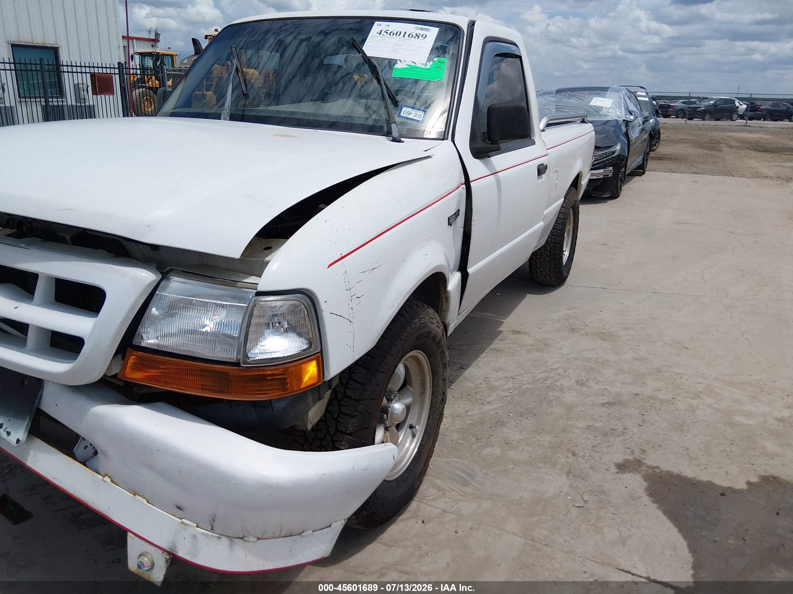 1999 Ford Ranger Xl/xlt White vin: 1FTYR10C8XTA11989
