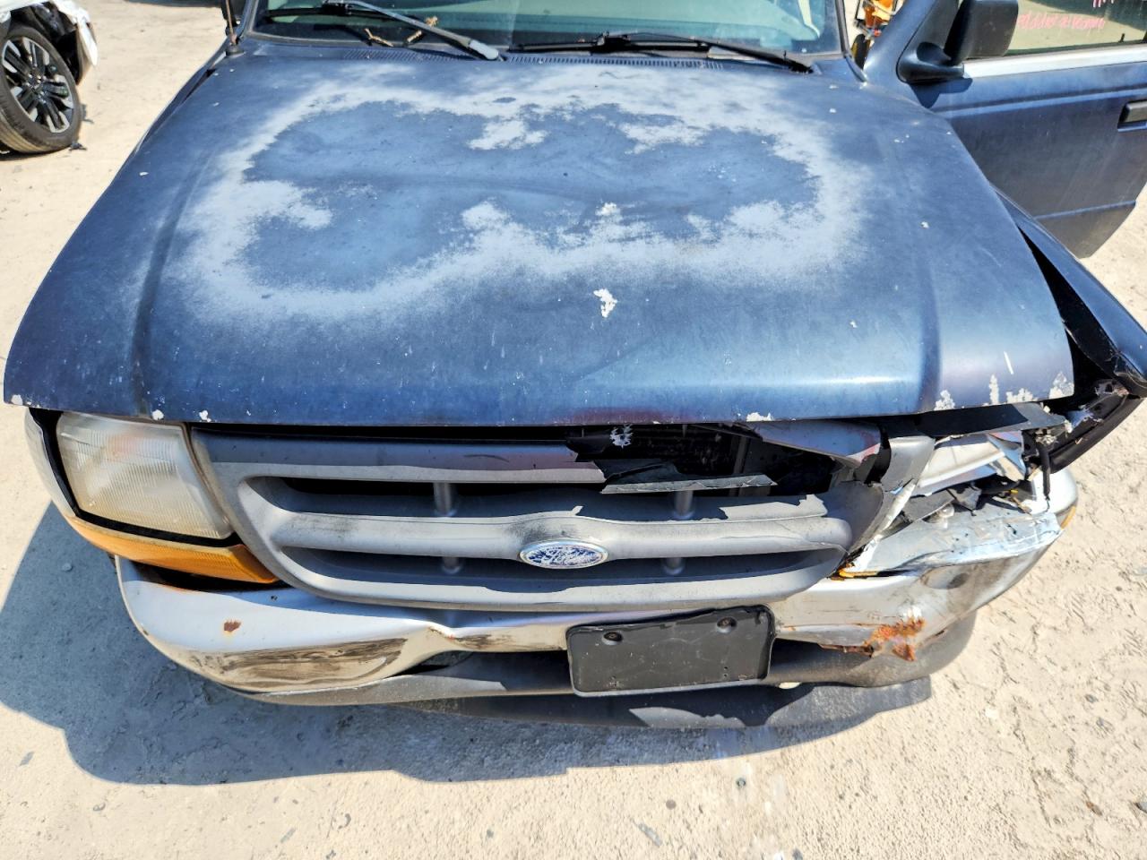 2000 Ford Ranger Gray vin: 1FTYR10C8YPA62497