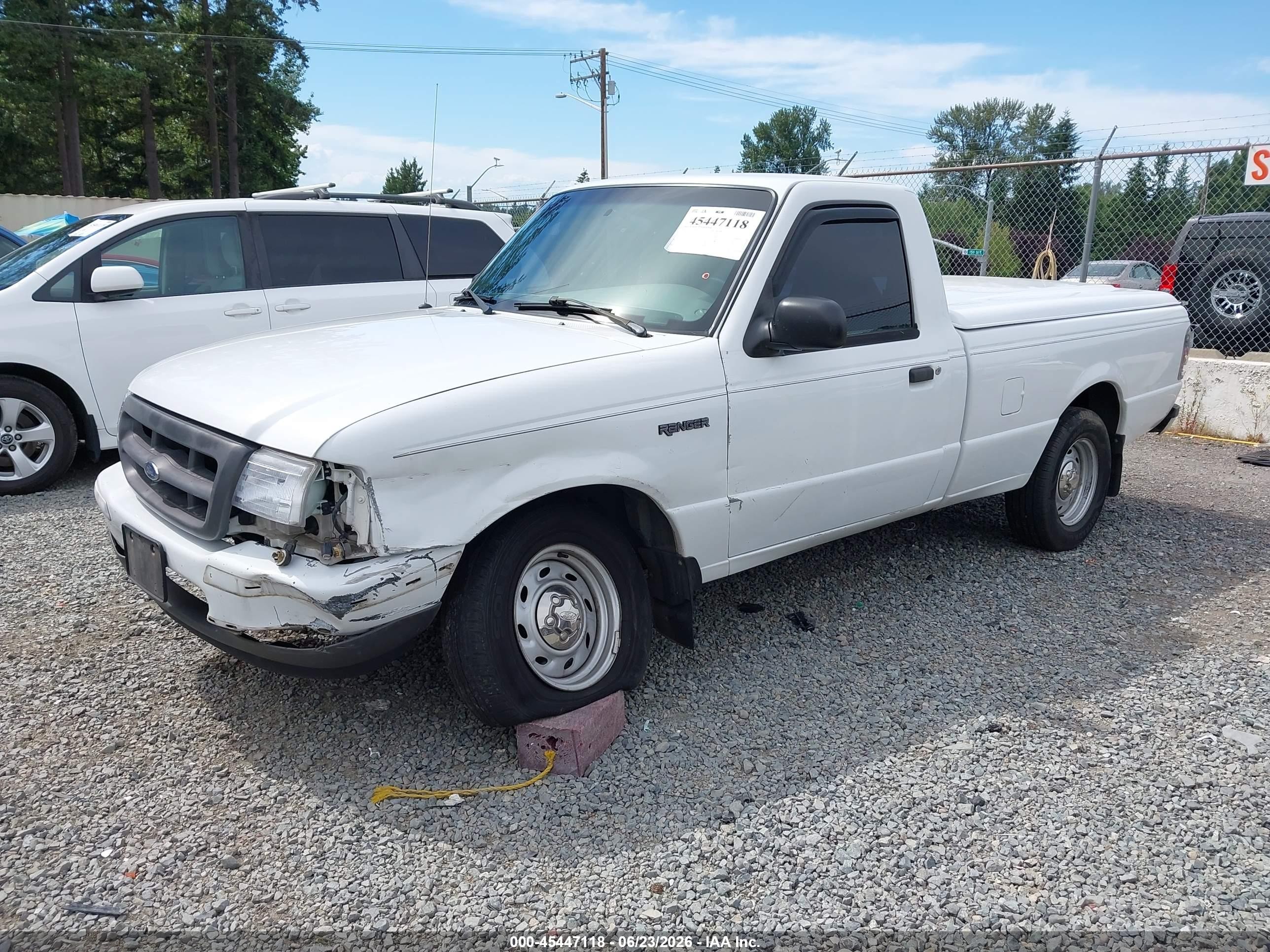 2000 Ford Ranger Xl/xlt White vin: 1FTYR10C8YPA65528
