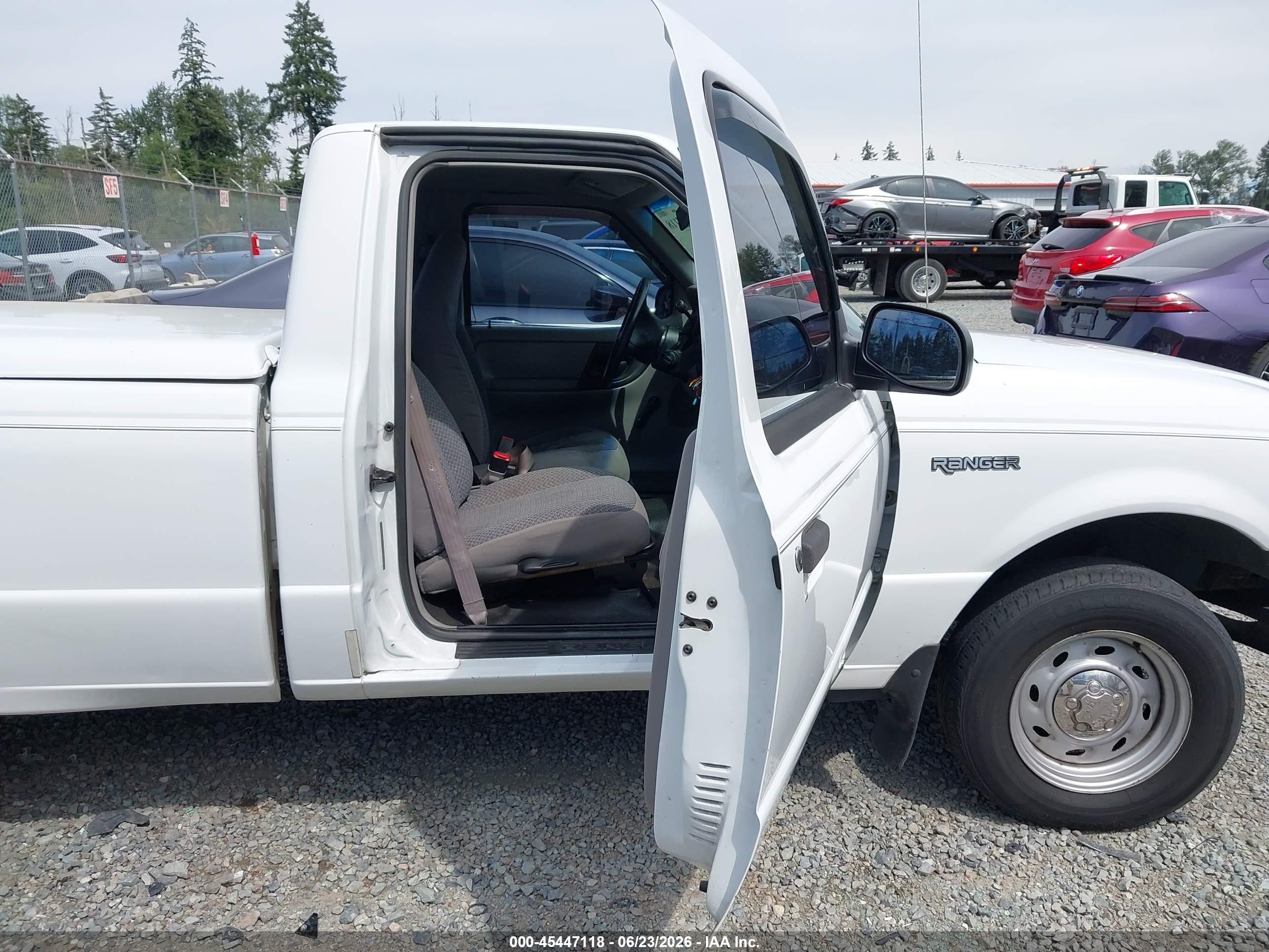 2000 Ford Ranger Xl/xlt White vin: 1FTYR10C8YPA65528