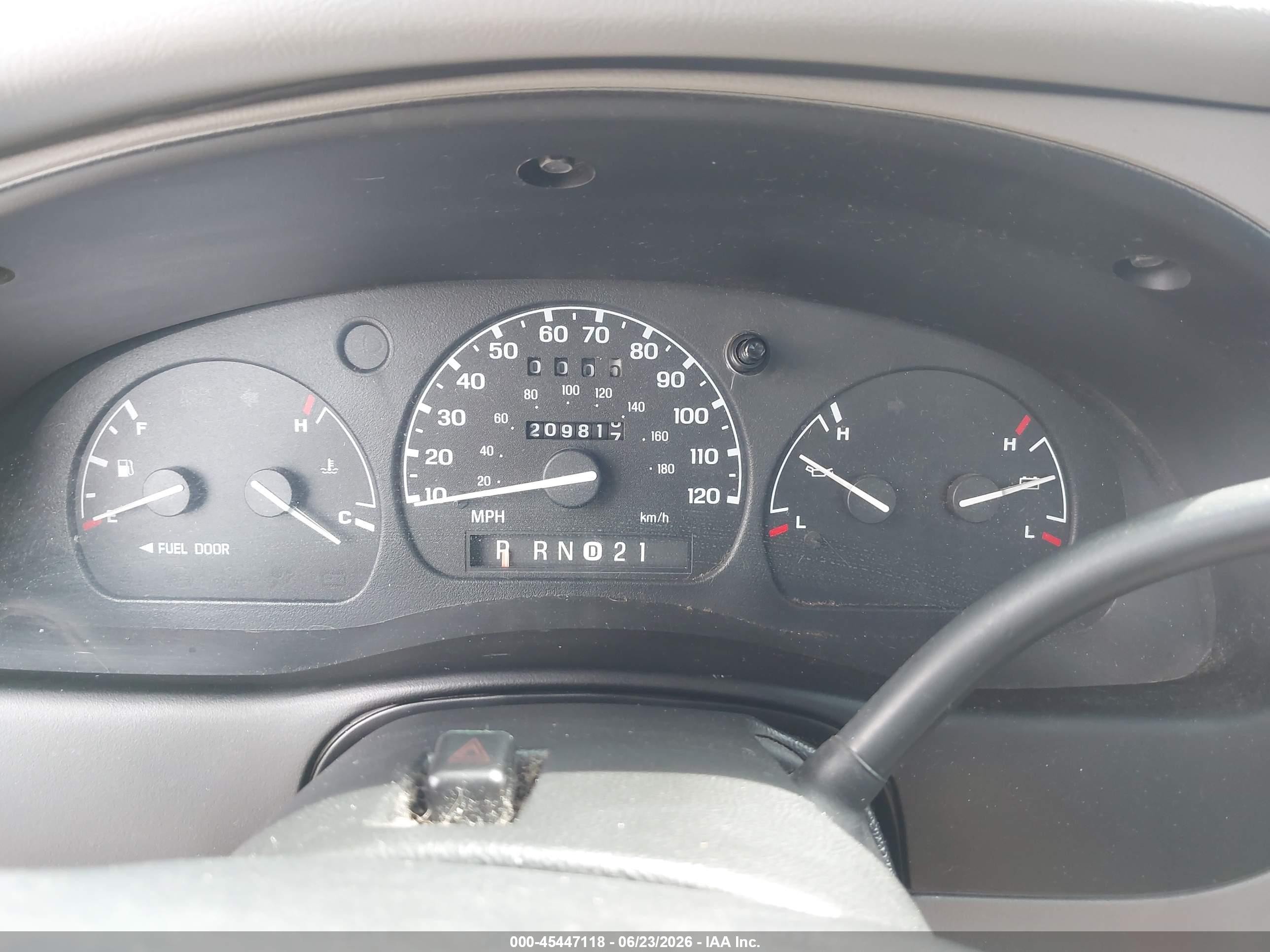 2000 Ford Ranger Xl/xlt White vin: 1FTYR10C8YPA65528