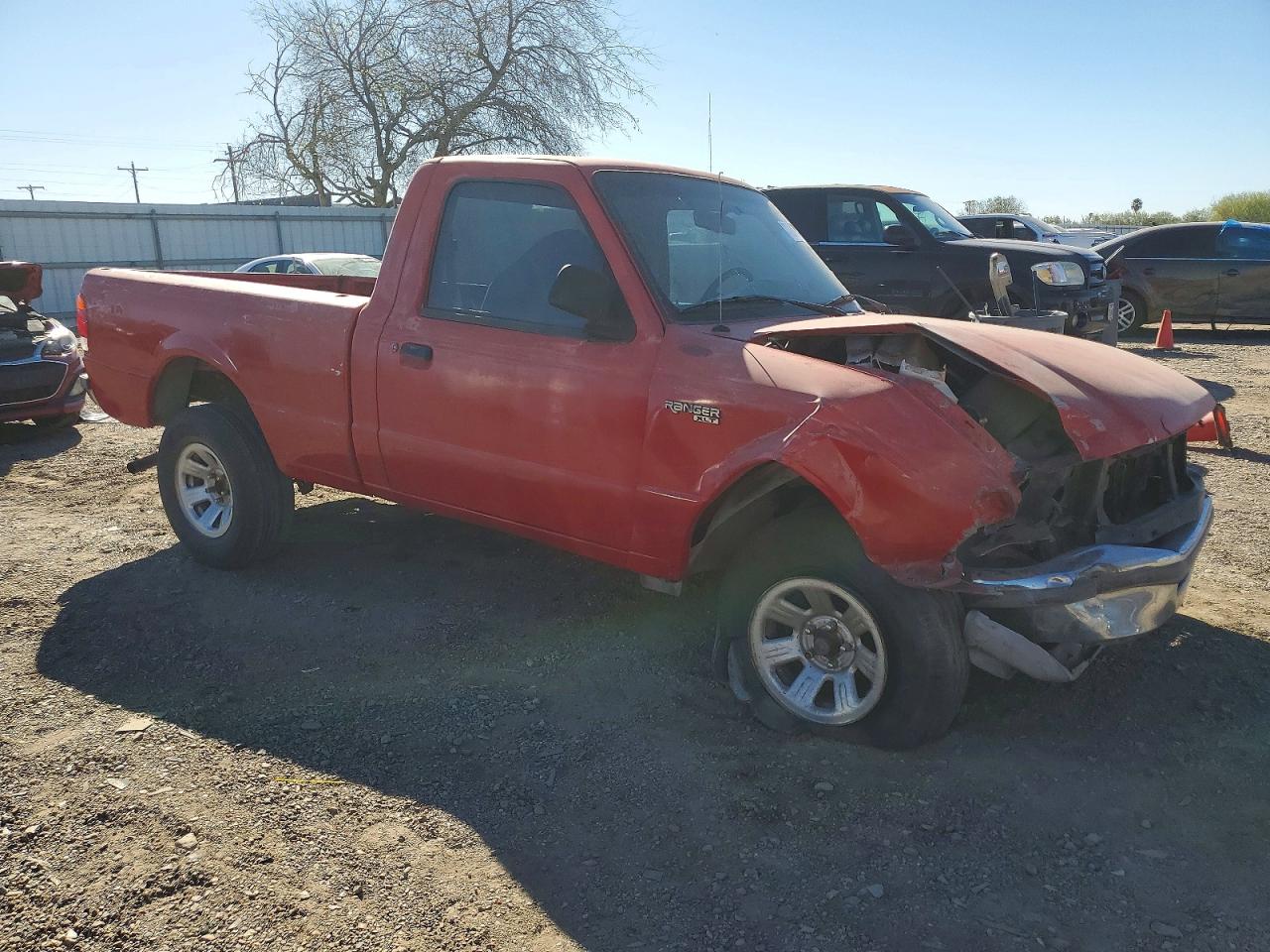 1998 Ford Ranger Red vin: 1FTYR10C9WUC95609