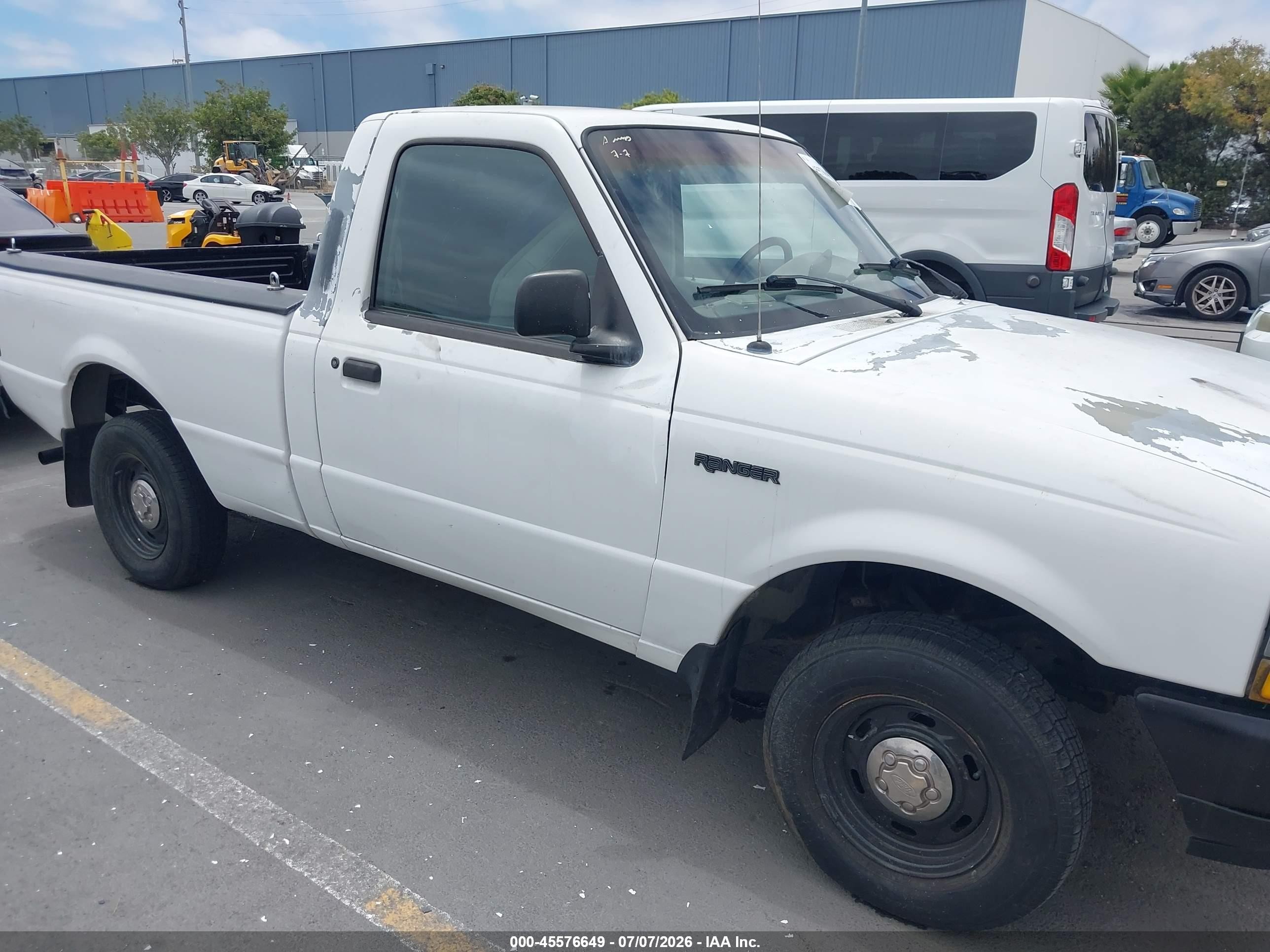 1999 Ford Ranger Xl/xlt White vin: 1FTYR10C9XUA11719