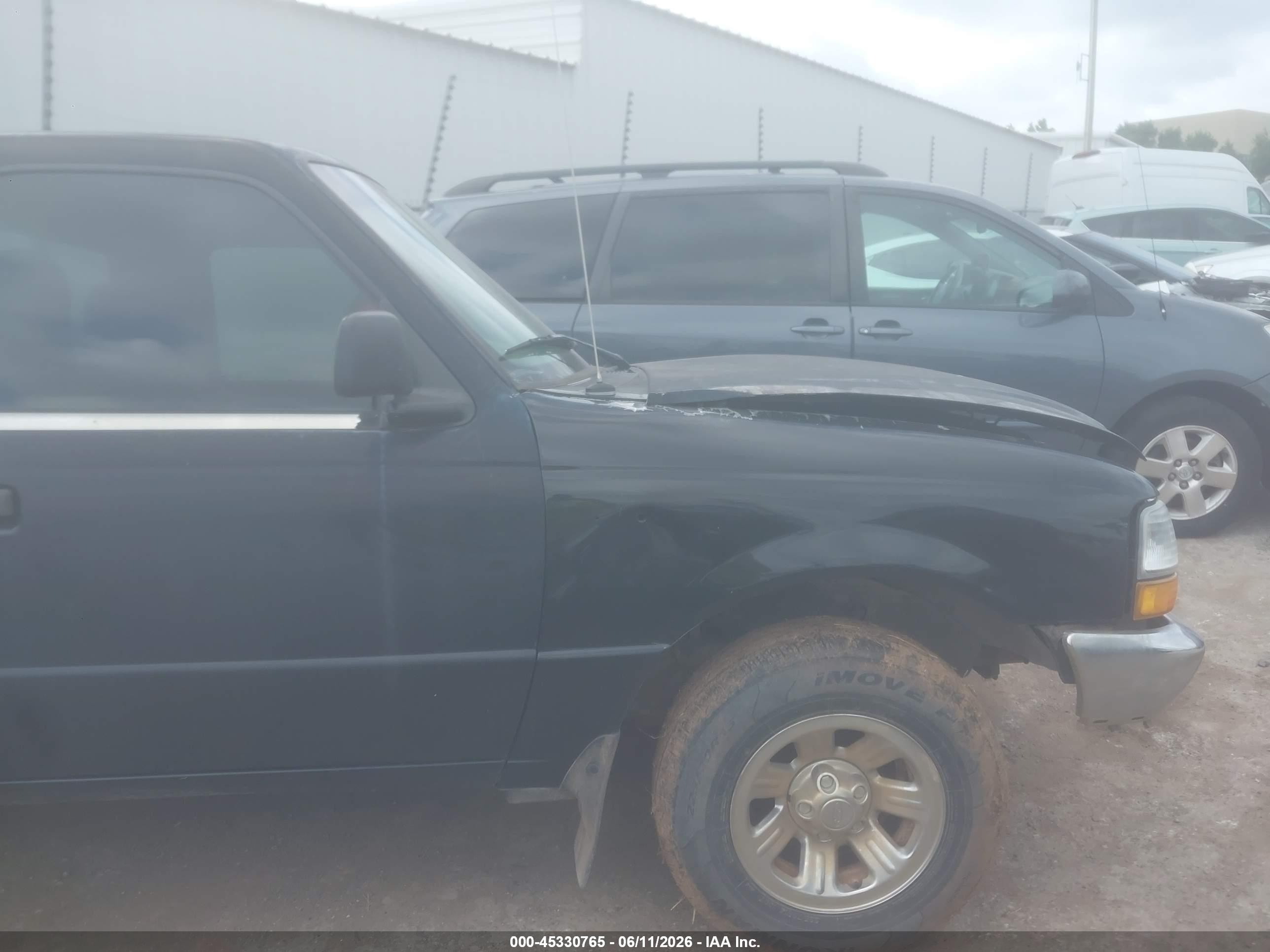 2000 Ford Ranger Xl/xlt Black vin: 1FTYR10C9YPB08015