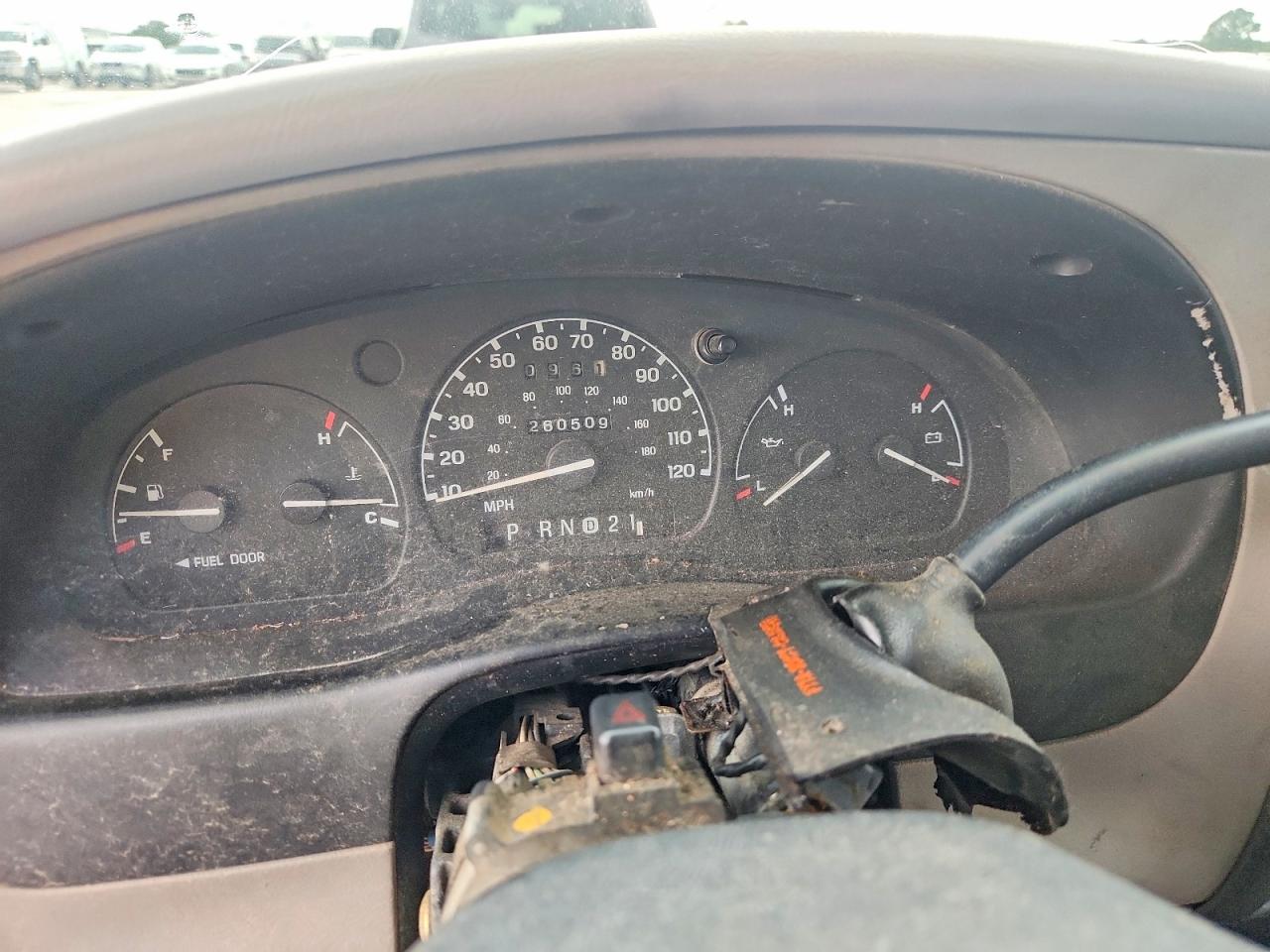 1998 Ford Ranger Blue vin: 1FTYR10CXWUB28305