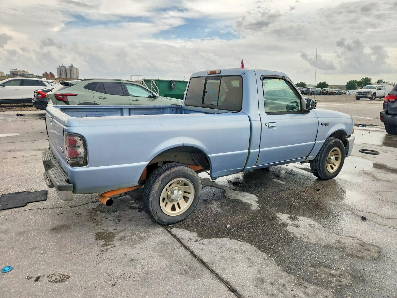 1998 Ford Ranger Blue vin: 1FTYR10CXWUB28305