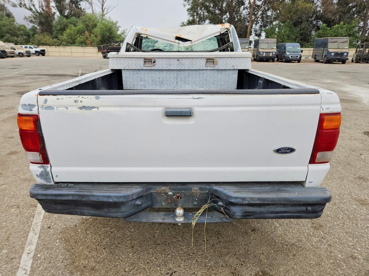 1999 Ford Ranger White vin: 1FTYR10CXXUA03497