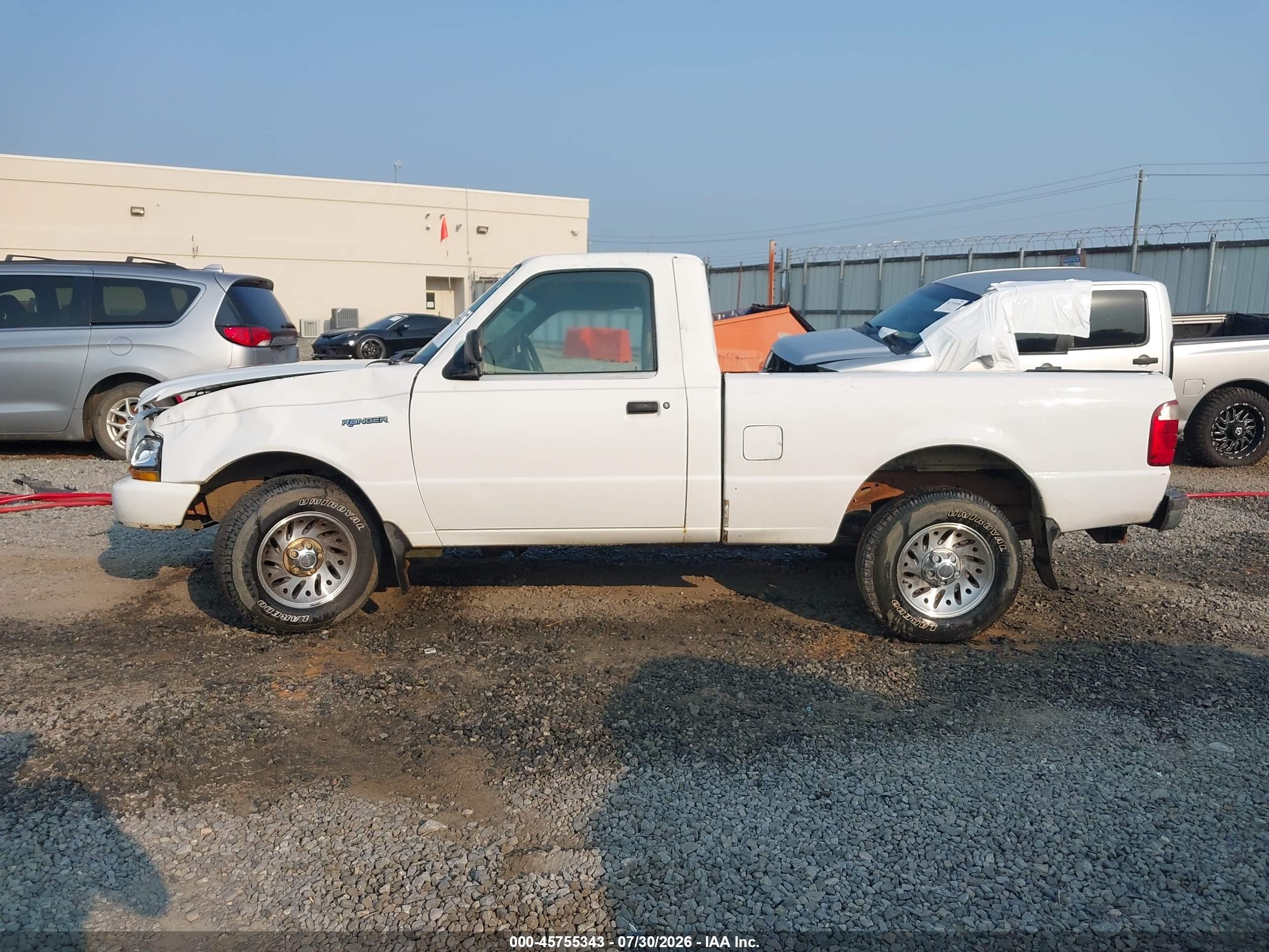 2000 Ford Ranger Xl/xlt White vin: 1FTYR10CXYPB34753