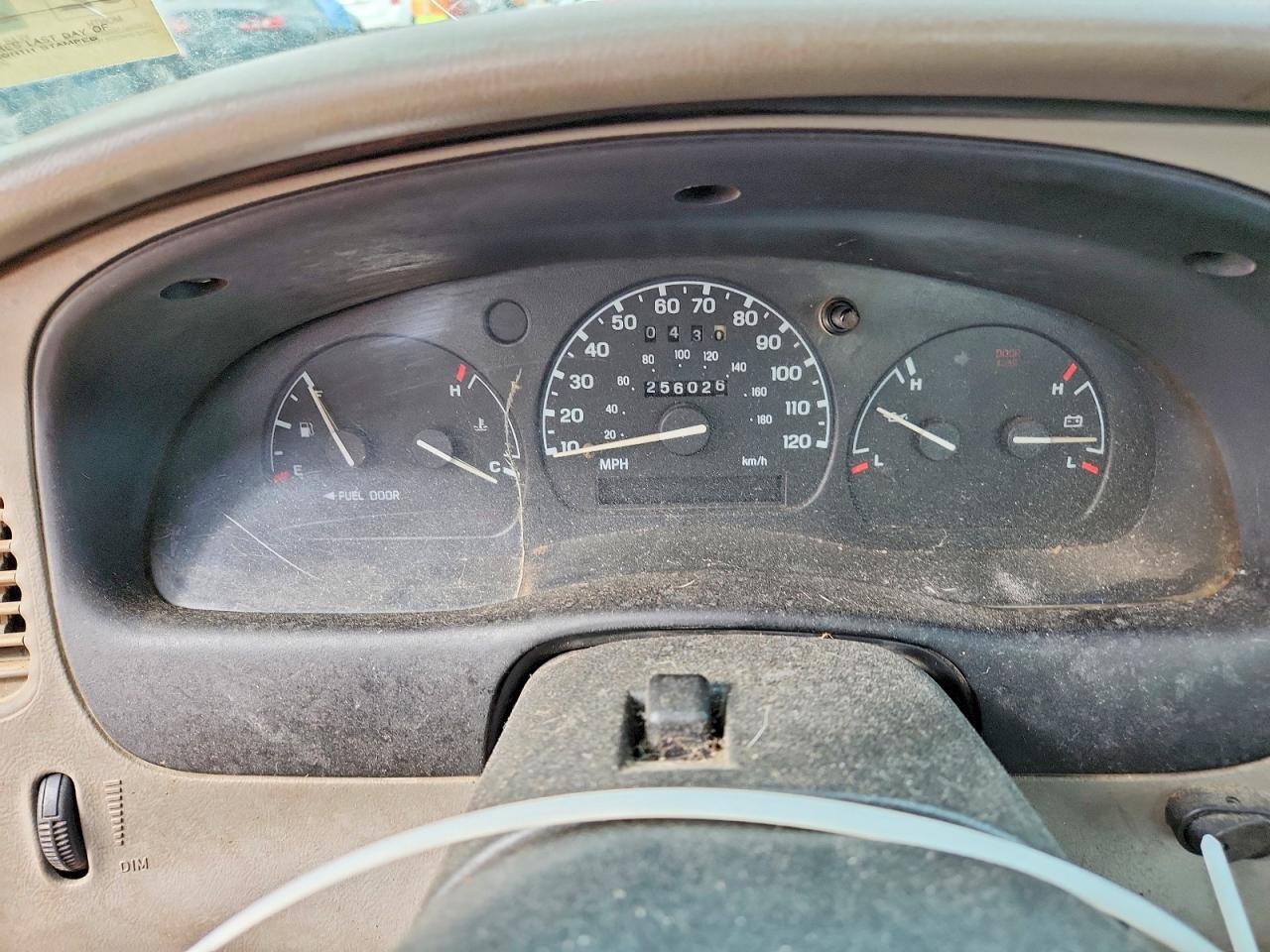 2000 Ford Ranger Yellow vin: 1FTYR10CXYTB01159