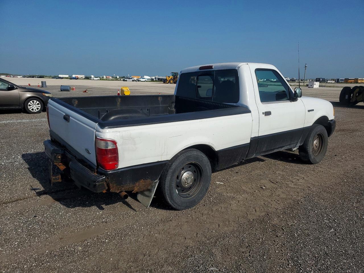2002 Ford Ranger Белый vin: 1FTYR10D02PA37948