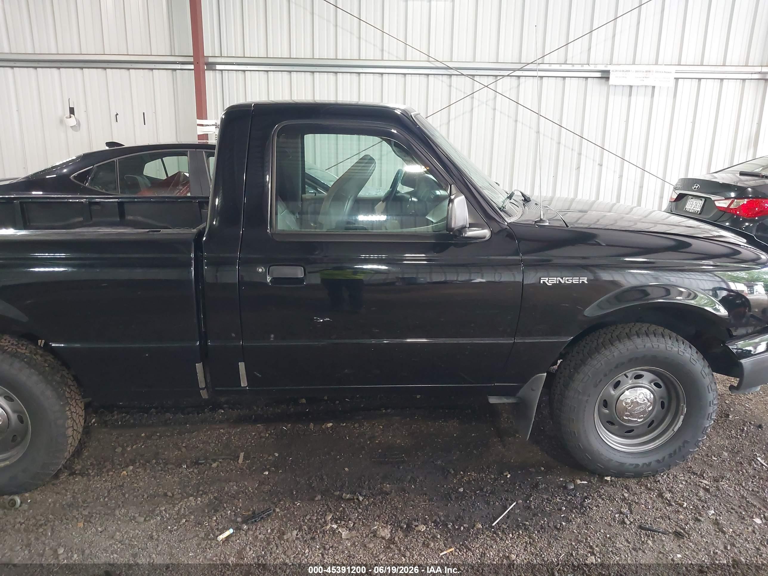 2003 Ford Ranger Xl/xlt Black vin: 1FTYR10D03PA54699