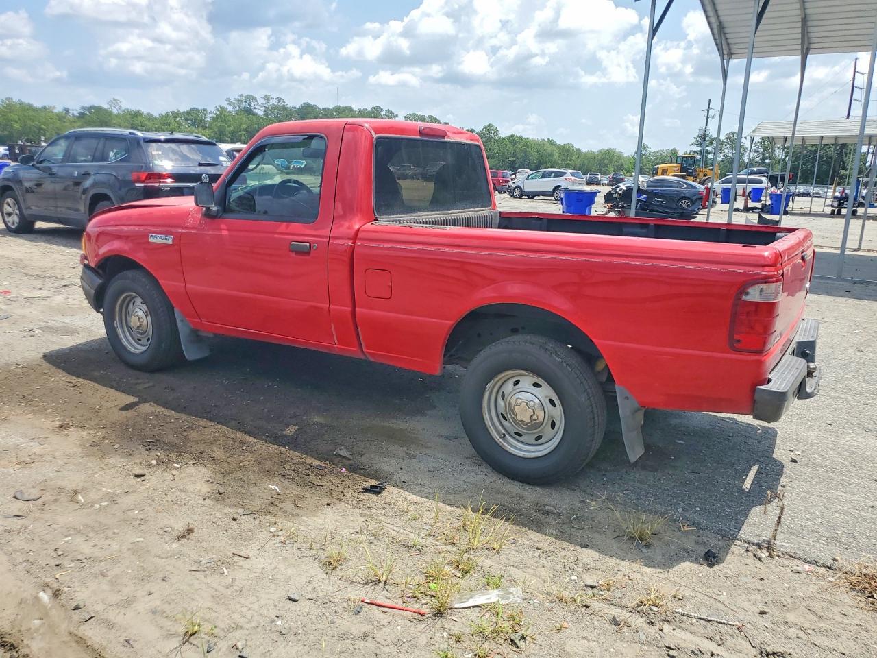 2003 Ford Ranger Red vin: 1FTYR10D03PA56680