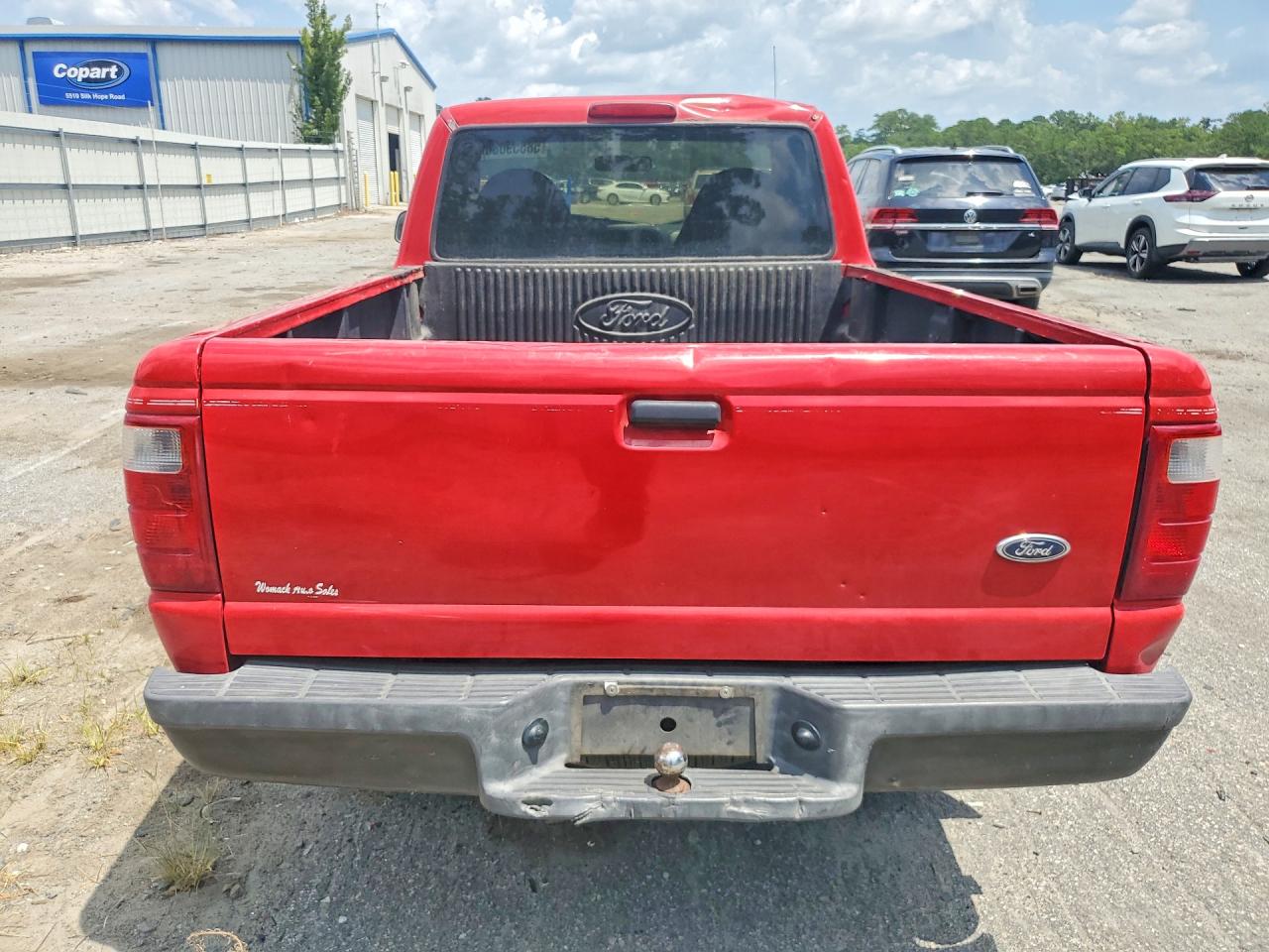 2003 Ford Ranger Red vin: 1FTYR10D03PA56680
