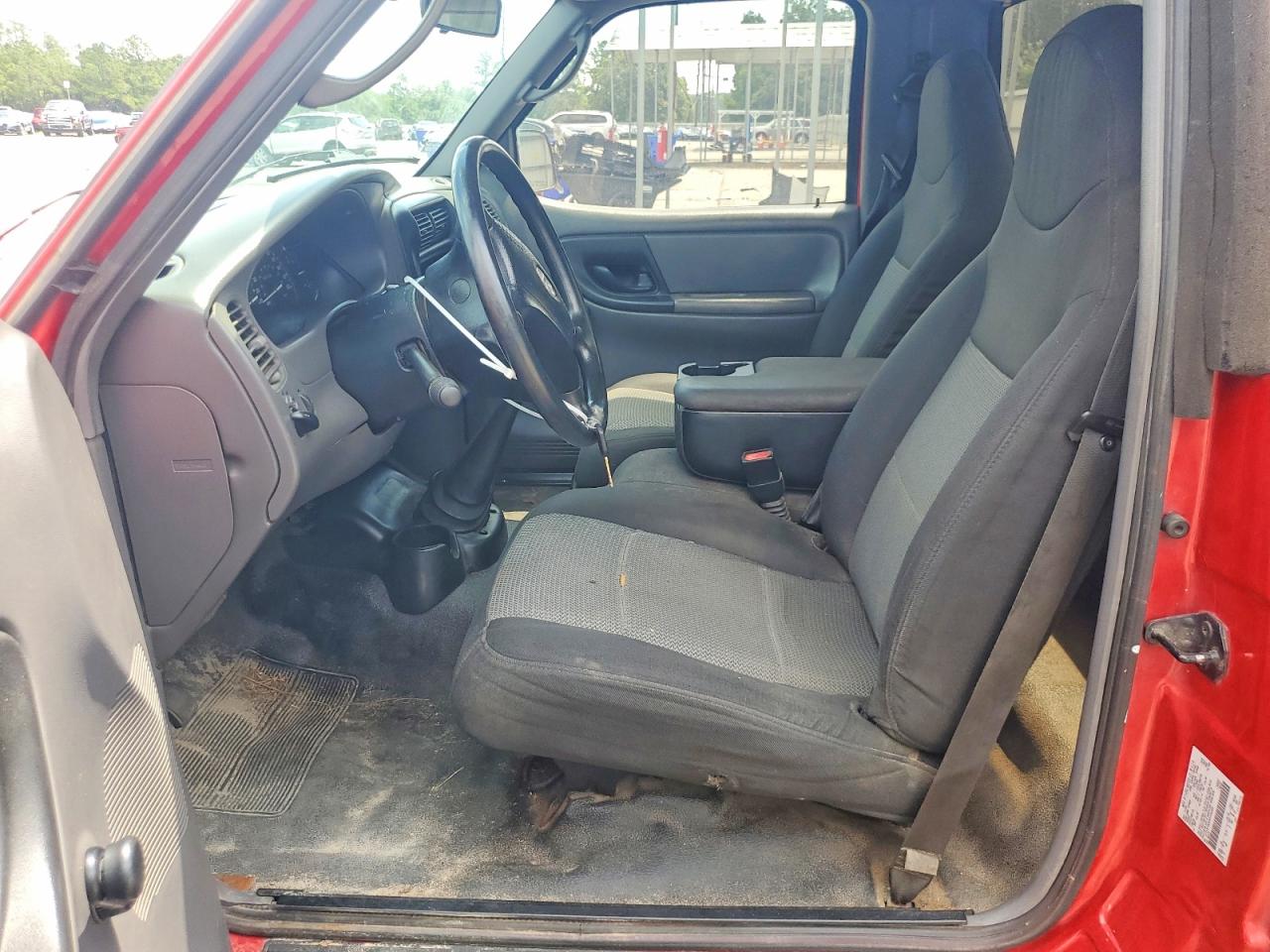 2003 Ford Ranger Red vin: 1FTYR10D03PA56680