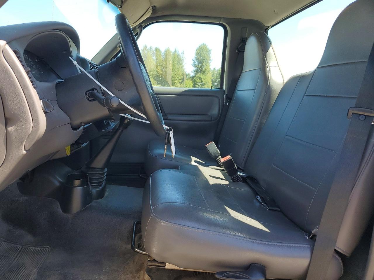 2003 Ford Ranger Серебряный vin: 1FTYR10D03PA80980