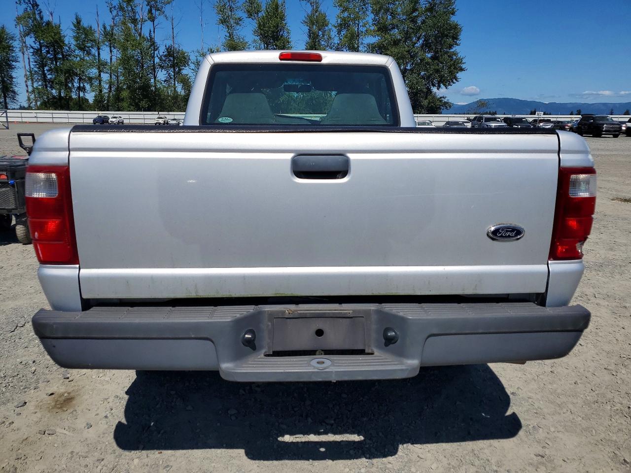 2003 Ford Ranger Серебряный vin: 1FTYR10D03PA80980