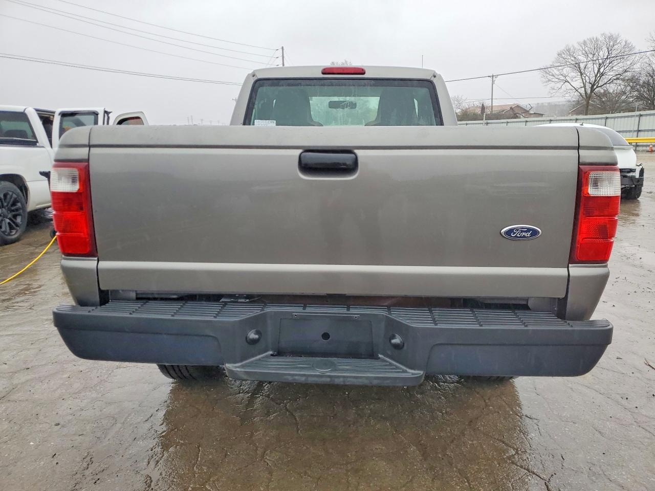 2004 Ford Ranger Gray vin: 1FTYR10D04PB26535