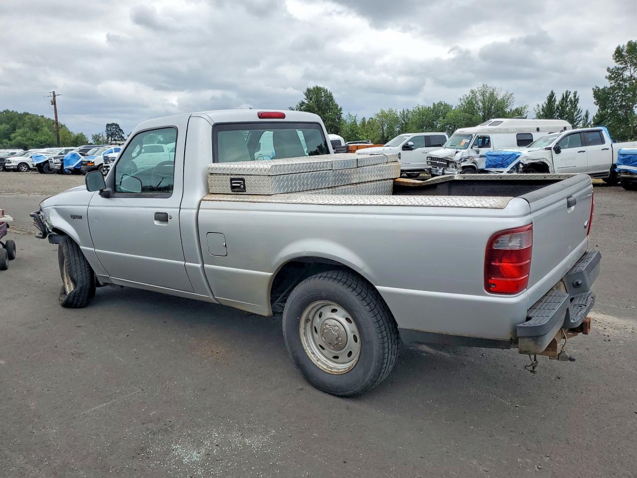 2004 Ford Ranger Silver vin: 1FTYR10D04PB61530