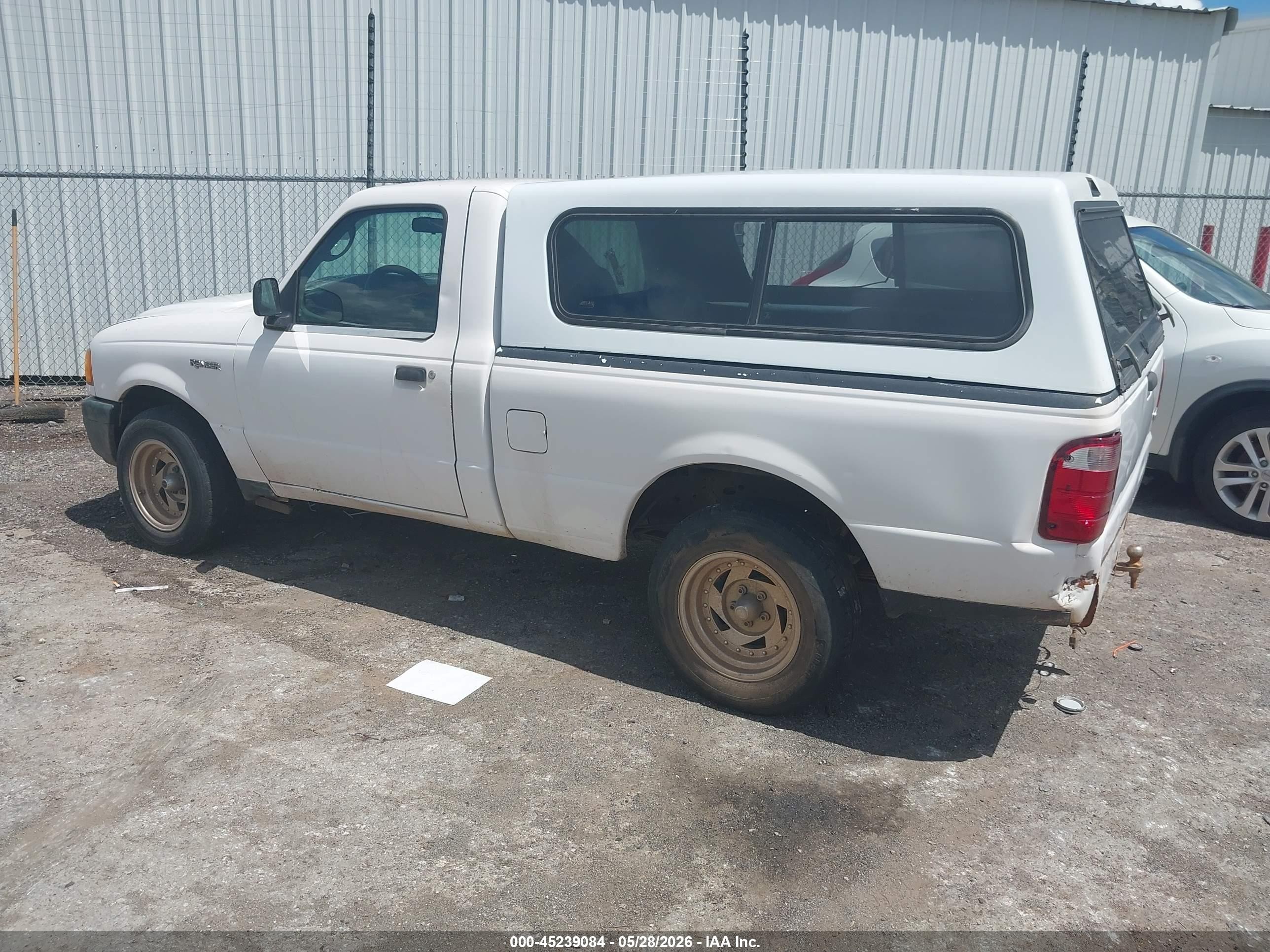 2005 Ford Ranger Xl/xls/xlt White vin: 1FTYR10D05PA27683