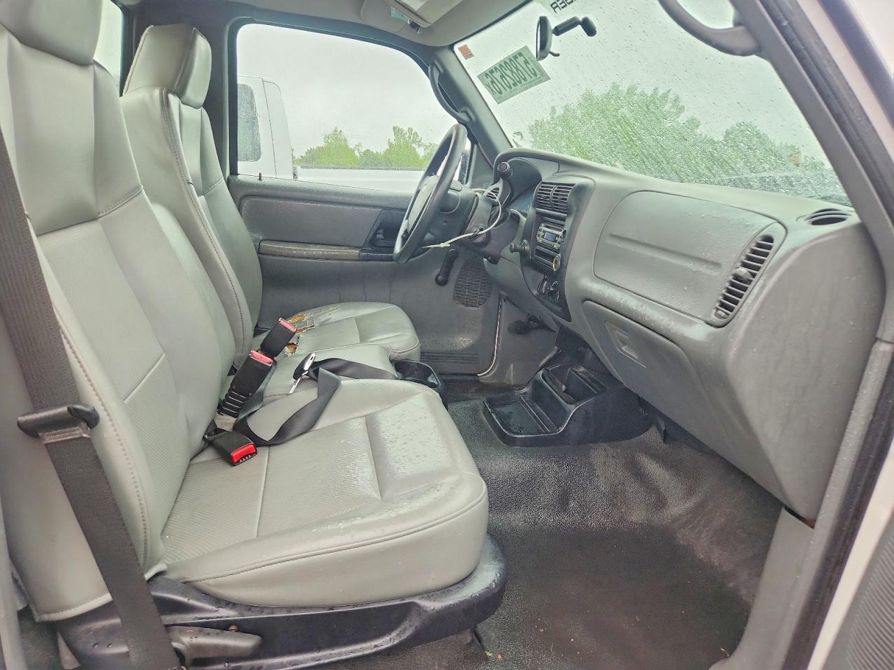 2007 Ford Ranger White vin: 1FTYR10D07PA92102