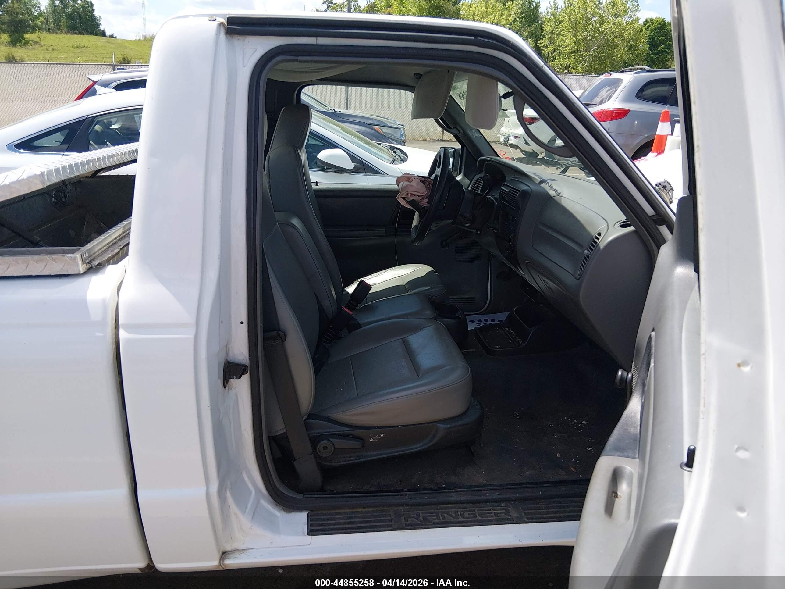 2008 Ford Ranger Xl/xlt White vin: 1FTYR10D08PA42365
