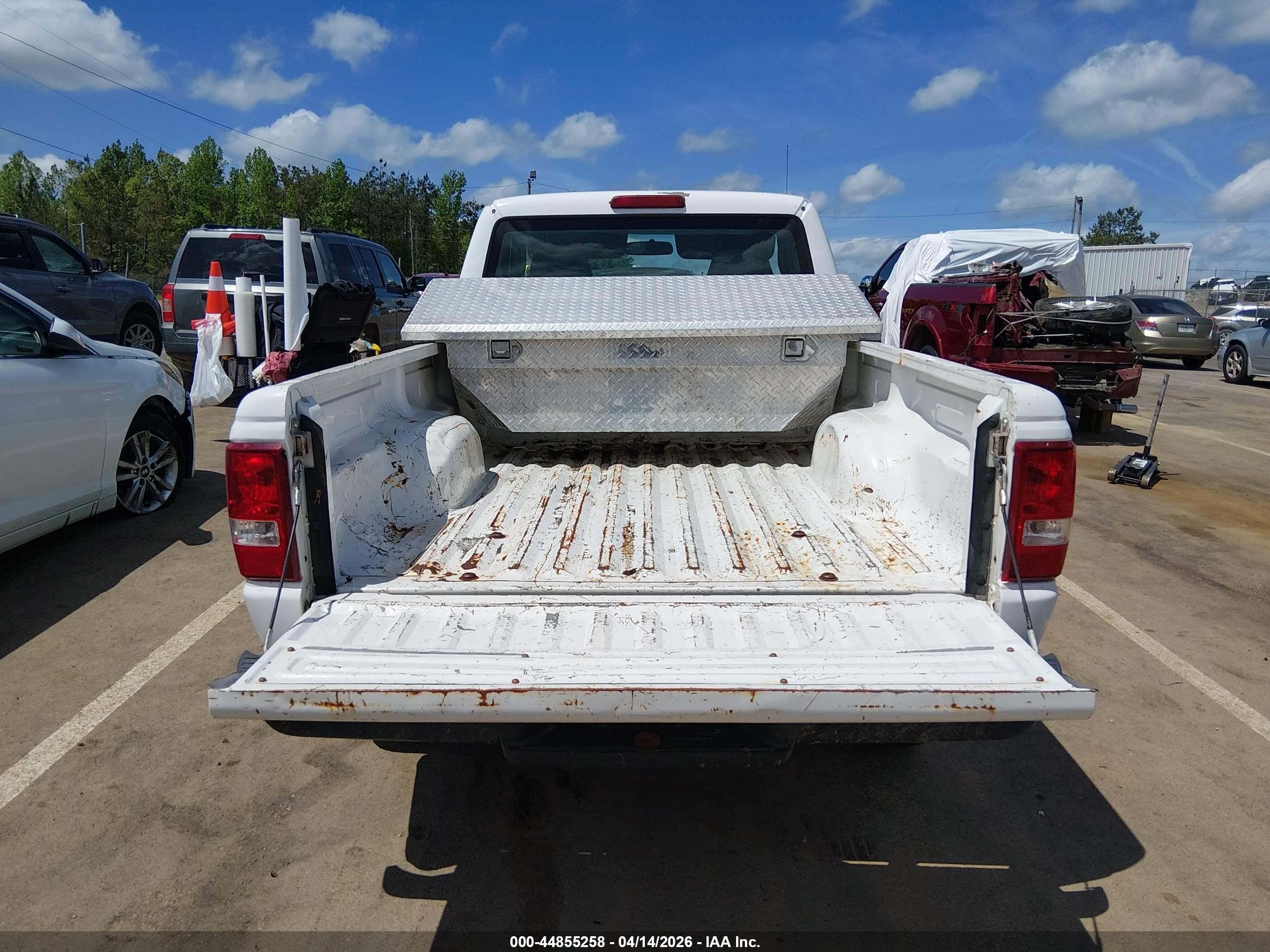 2008 Ford Ranger Xl/xlt White vin: 1FTYR10D08PA42365