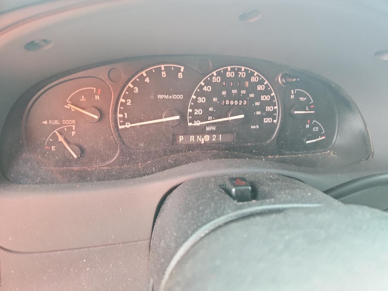 2003 Ford Ranger White vin: 1FTYR10D13PA14146