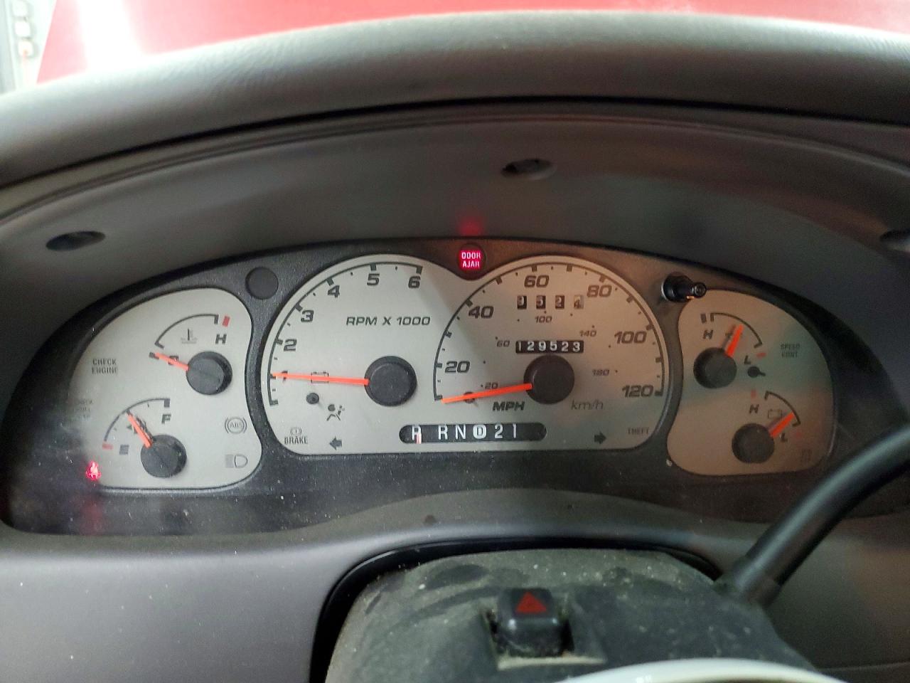 2003 Ford Ranger Red vin: 1FTYR10D13TA27700