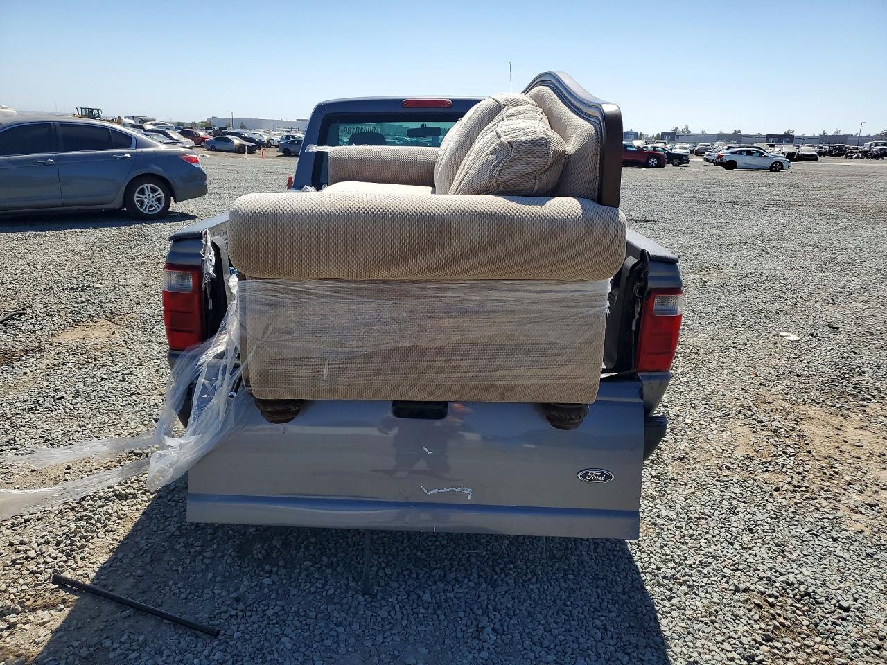 2004 Ford Ranger Серый vin: 1FTYR10D14PB51492