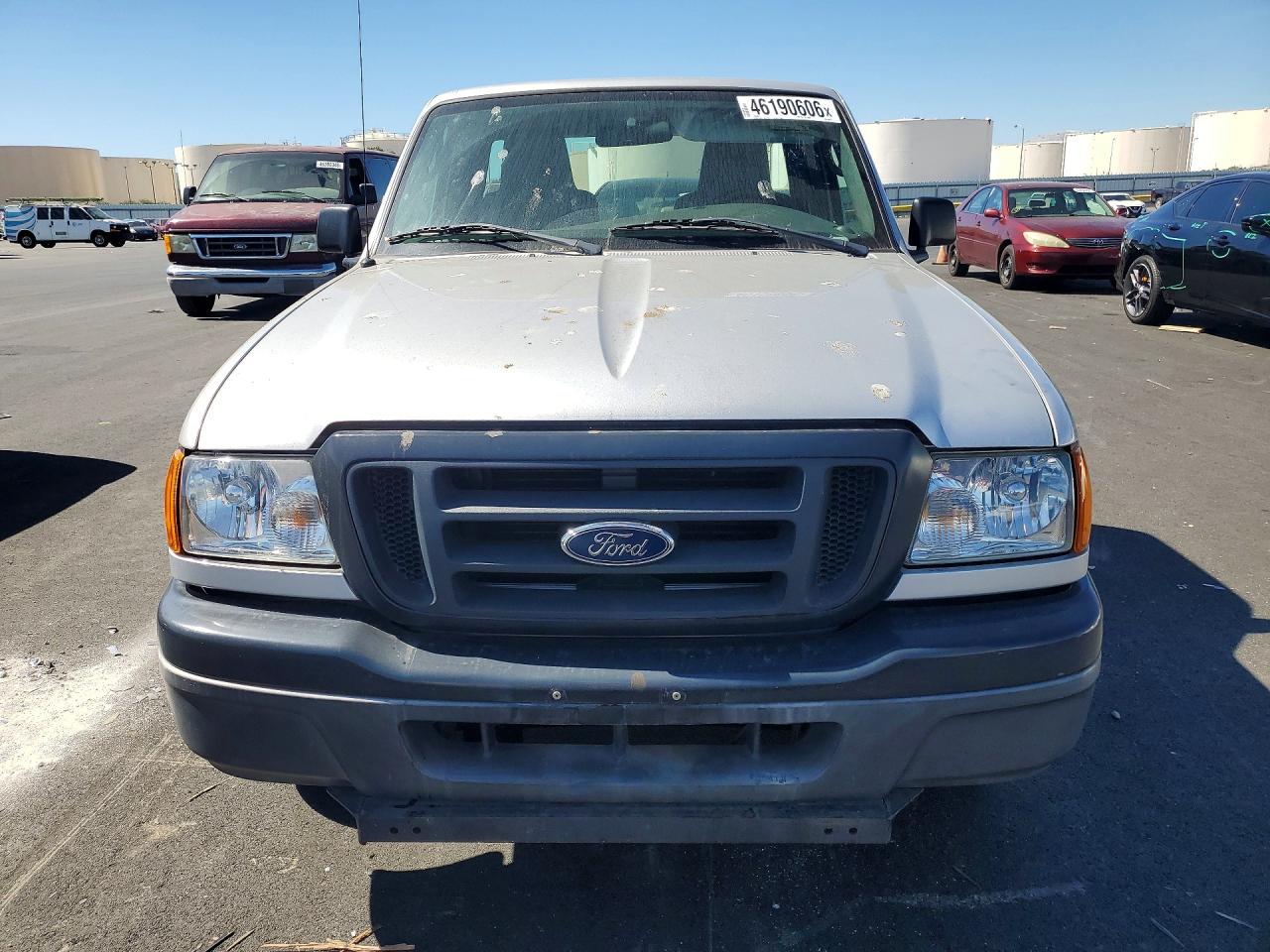 2005 Ford Ranger Silver vin: 1FTYR10D15PB02715