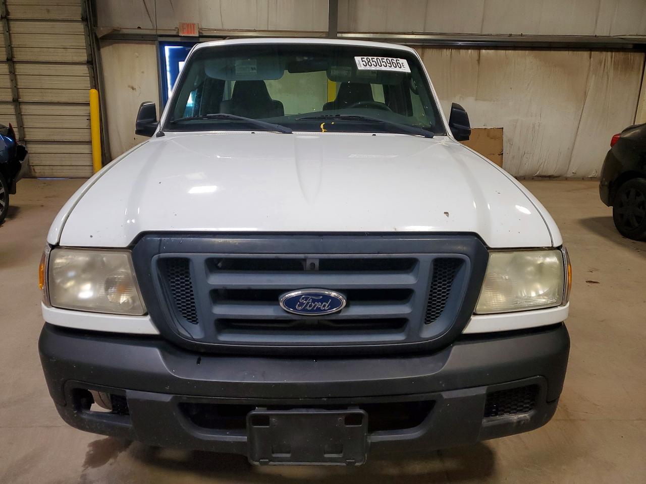 2007 Ford Ranger White vin: 1FTYR10D17PA58010
