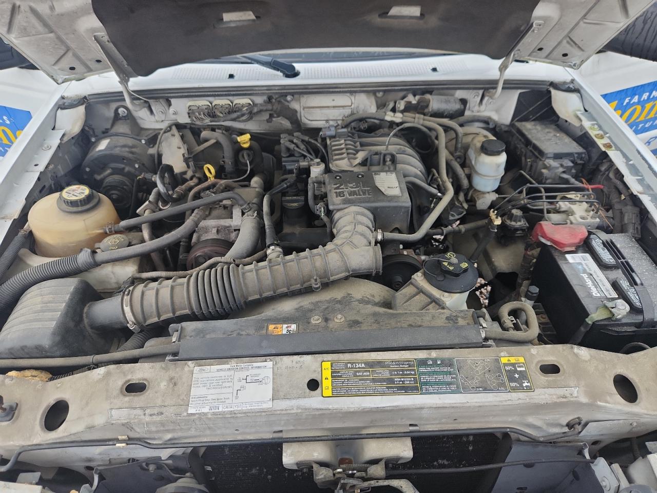 2007 Ford Ranger White vin: 1FTYR10D17PA85188