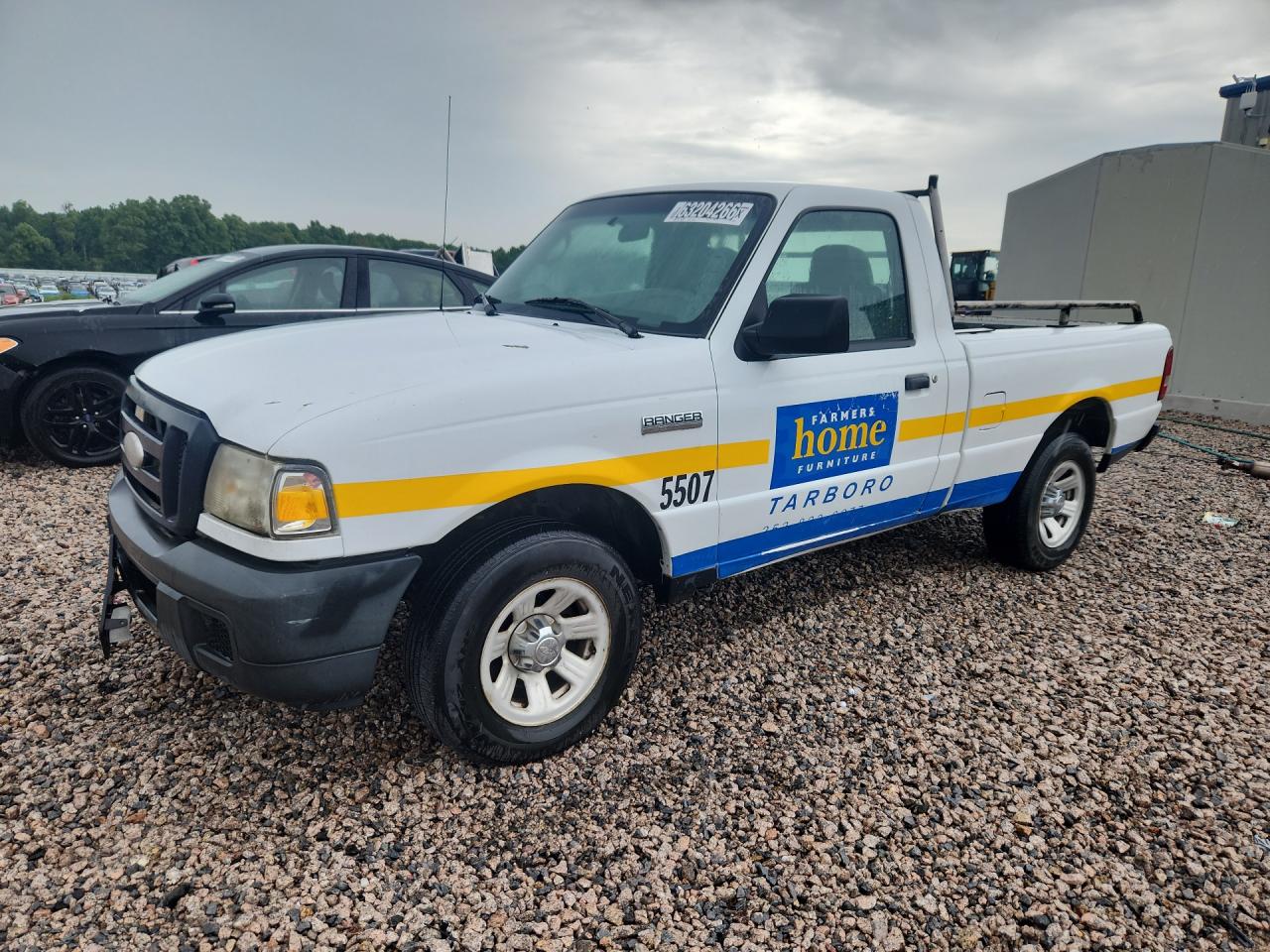 2007 Ford Ranger White vin: 1FTYR10D17PA85188 Damage: Left Front Fender, Dent(S) W/ Paint Dmg, < 1/8 Inch