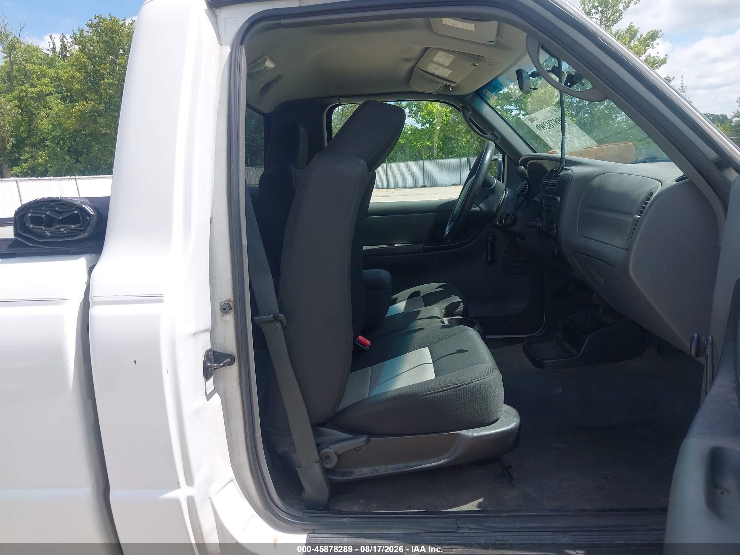 2008 Ford Ranger Xl White vin: 1FTYR10D18PB13508