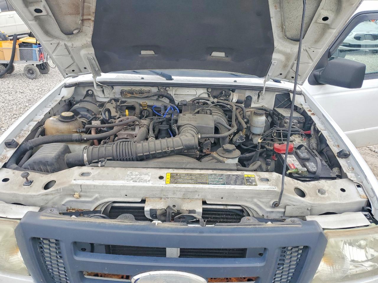 2009 Ford Ranger White vin: 1FTYR10D19PA13989