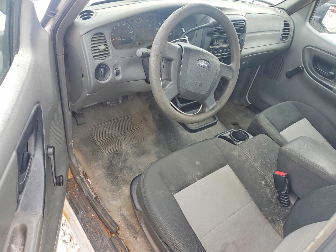 2009 Ford Ranger White vin: 1FTYR10D19PA13989