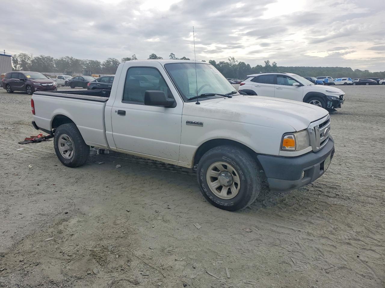 2009 Ford Ranger White vin: 1FTYR10D19PA19789