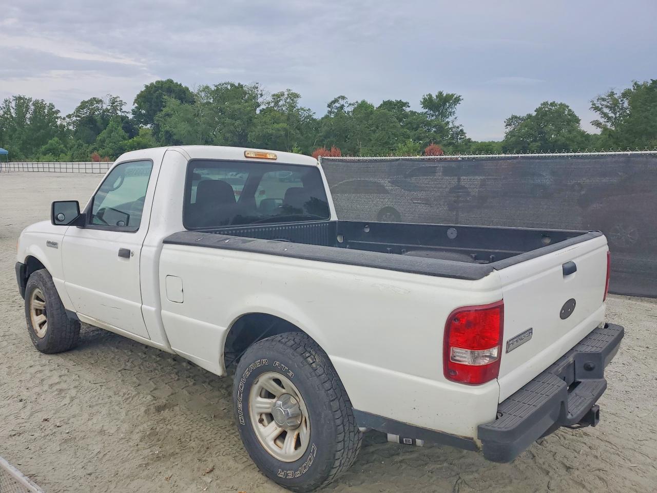 2009 Ford Ranger White vin: 1FTYR10D19PA19789